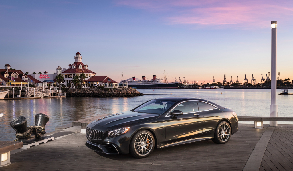 Download wallpaper 1024x600 pier, city, mercedes-benz s-class, luxury ...