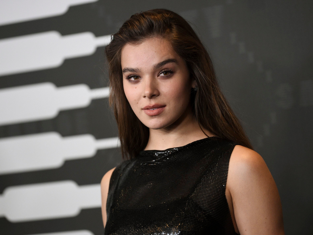 Desktop wallpaper gorgeous, hailee steinfeld, 2019, hd image, picture