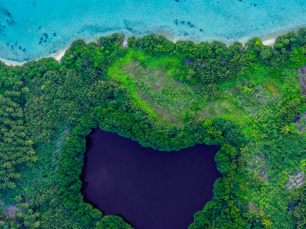 Лагуна как делать. Aerial Island. Как выглядит Лагуна остров в реальной жизни. Aerial view Islands. Islands-Retina-small.