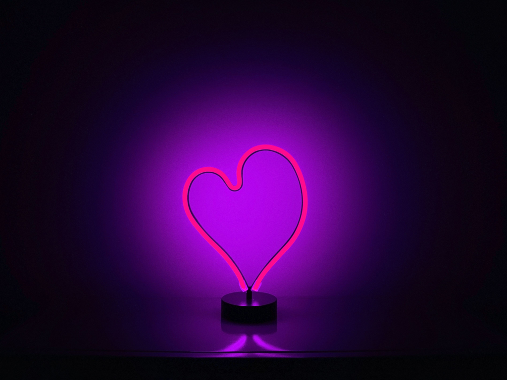 Download Cute Neon Couple In Love Wallpaper