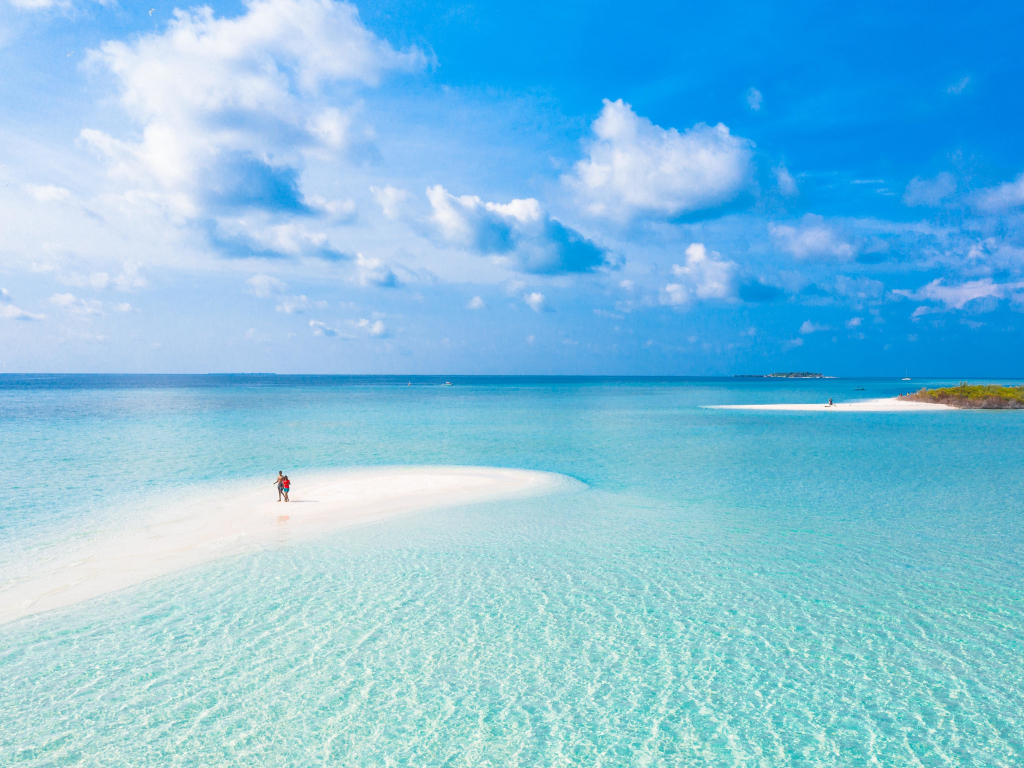 Desktop wallpaper tropical beach, sea, sunny day, blue sky, nature, hd