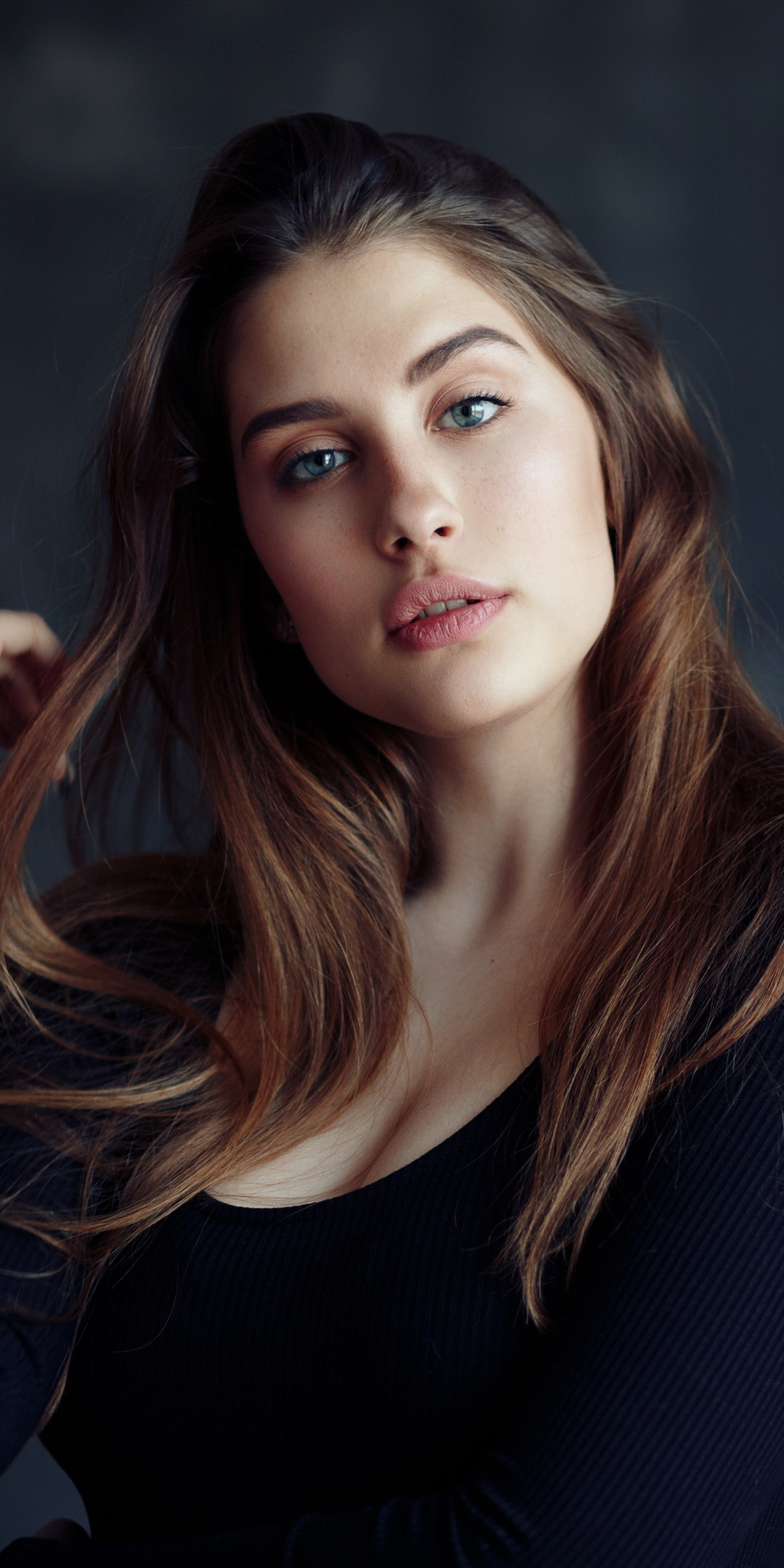 Hot and brunette, girl model, beautiful, 1080x2160 wallpaper