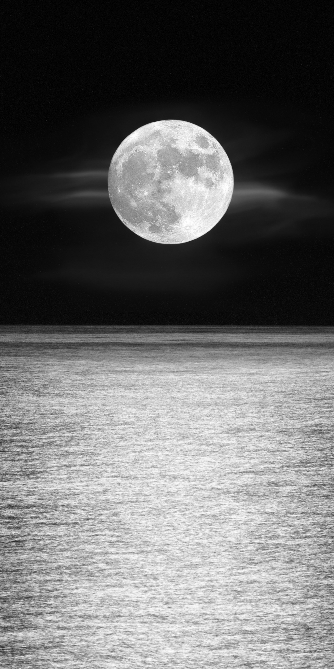 Moon, sea, sky, monochrome, night, 1080x2160 wallpaper