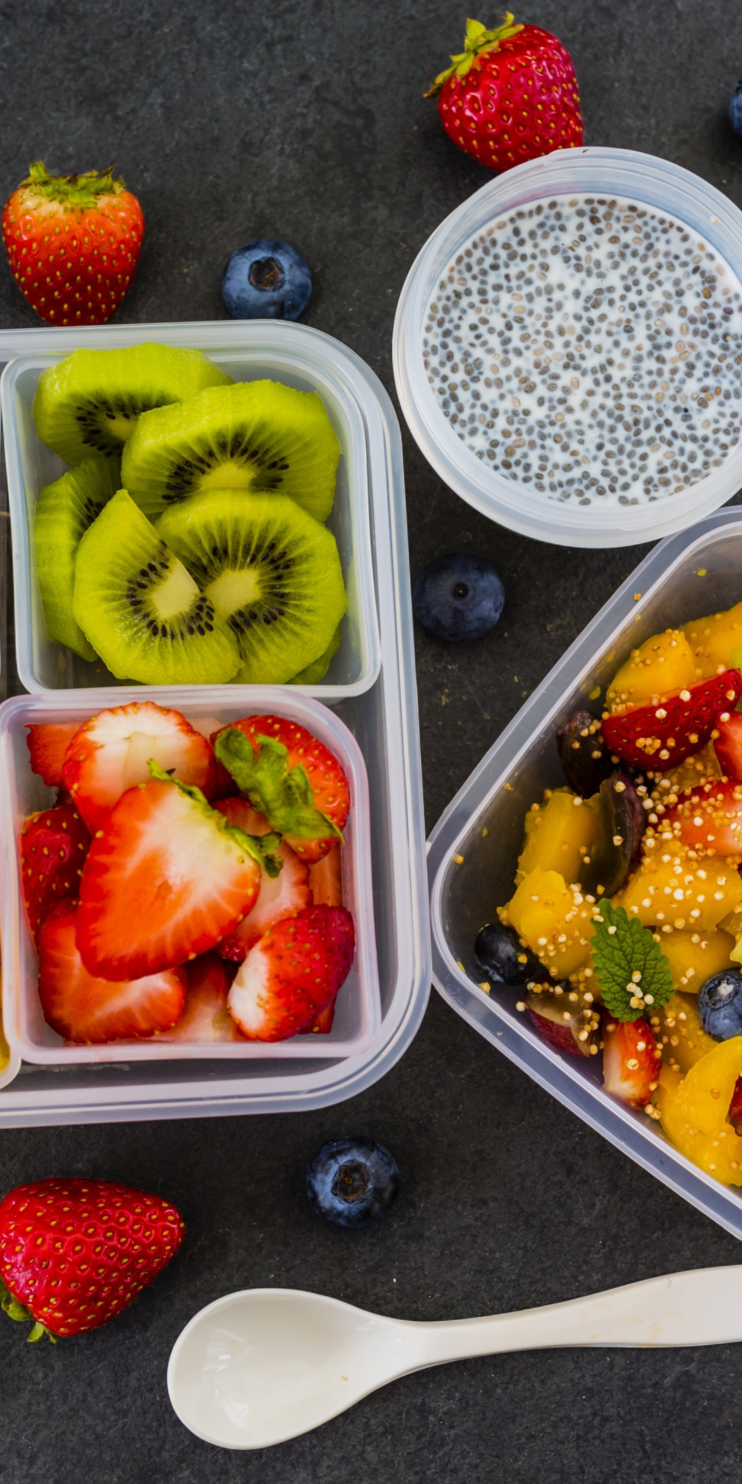 Fruits, salad, blueberry, strawberry, kiwifruits, 1080x2160 wallpaper