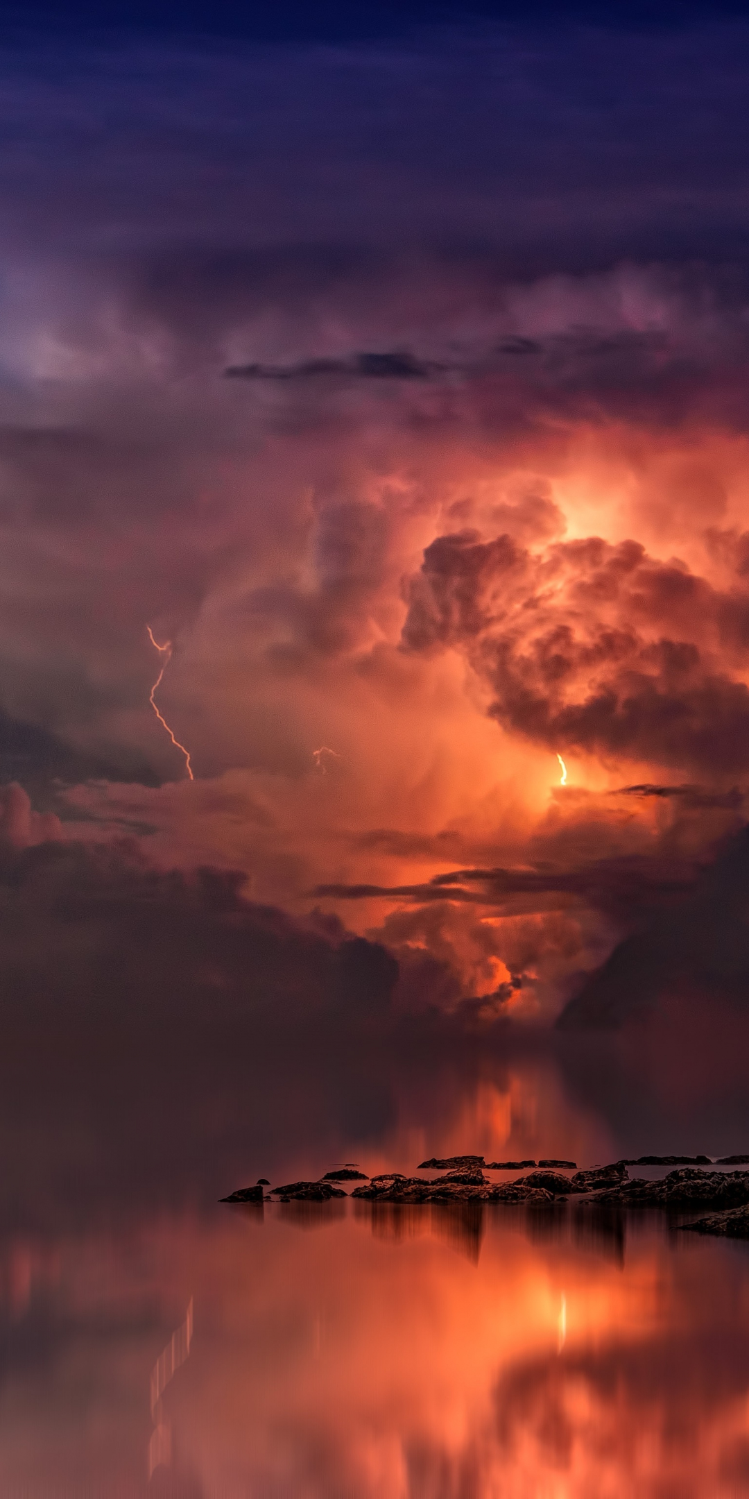 Thunderstorm, dense clouds, sea, reflections, sky, 1080x2160 wallpaper