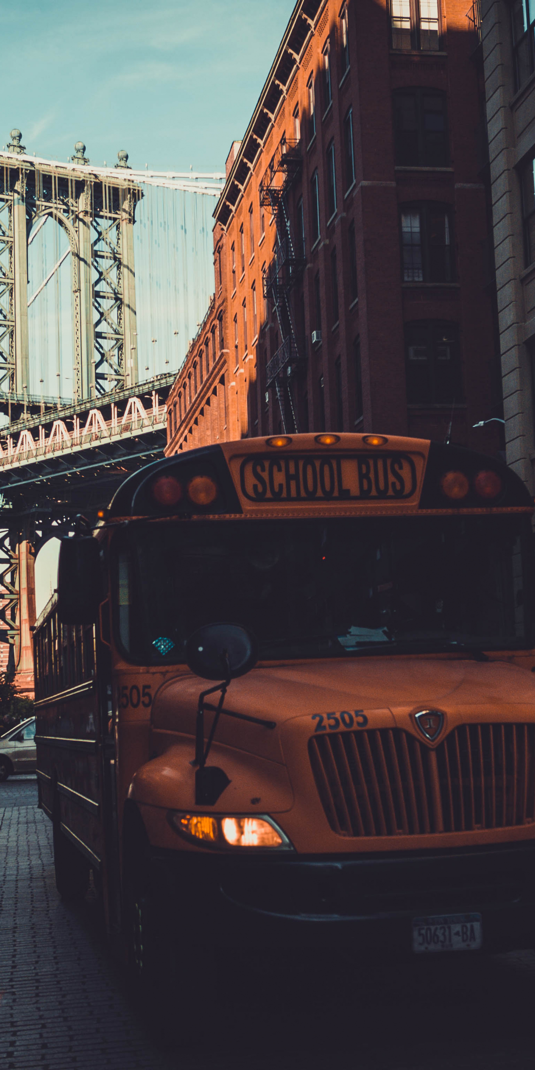 School bus, Manhattan bridge, city new york, 1080x2160 wallpaper