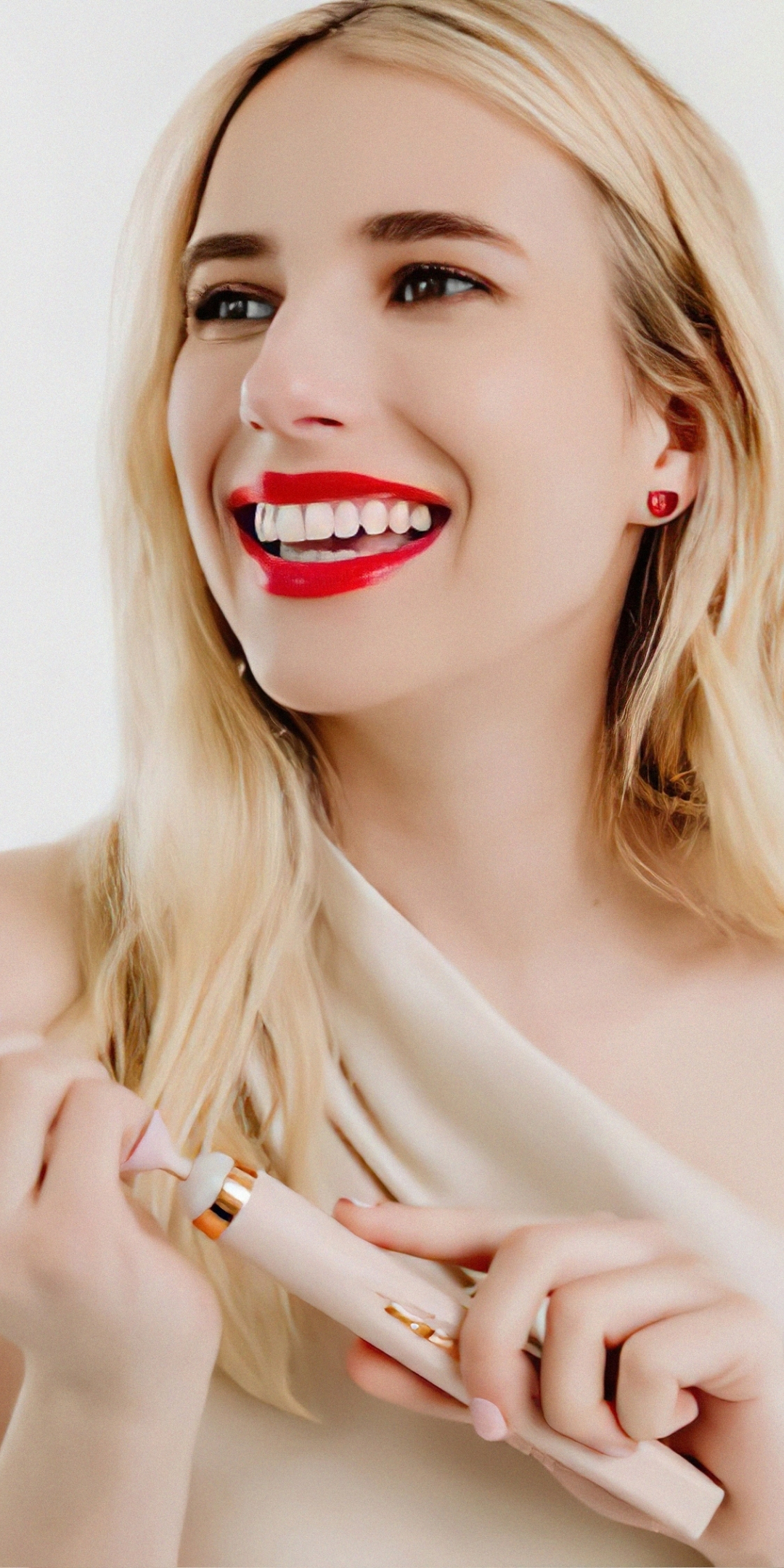 Emma Roberts, actress, pretty smile, 2022, 1080x2160 wallpaper