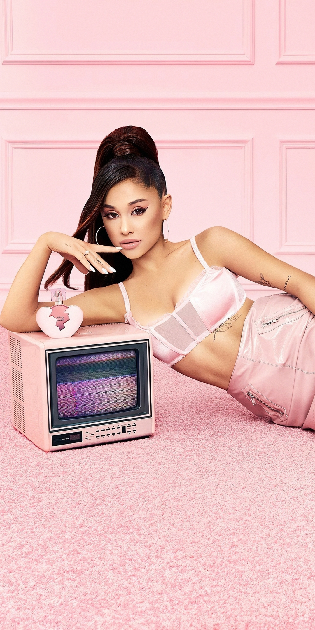 Ariana Grande, gorgeous singer, 2019, 1080x2160 wallpaper