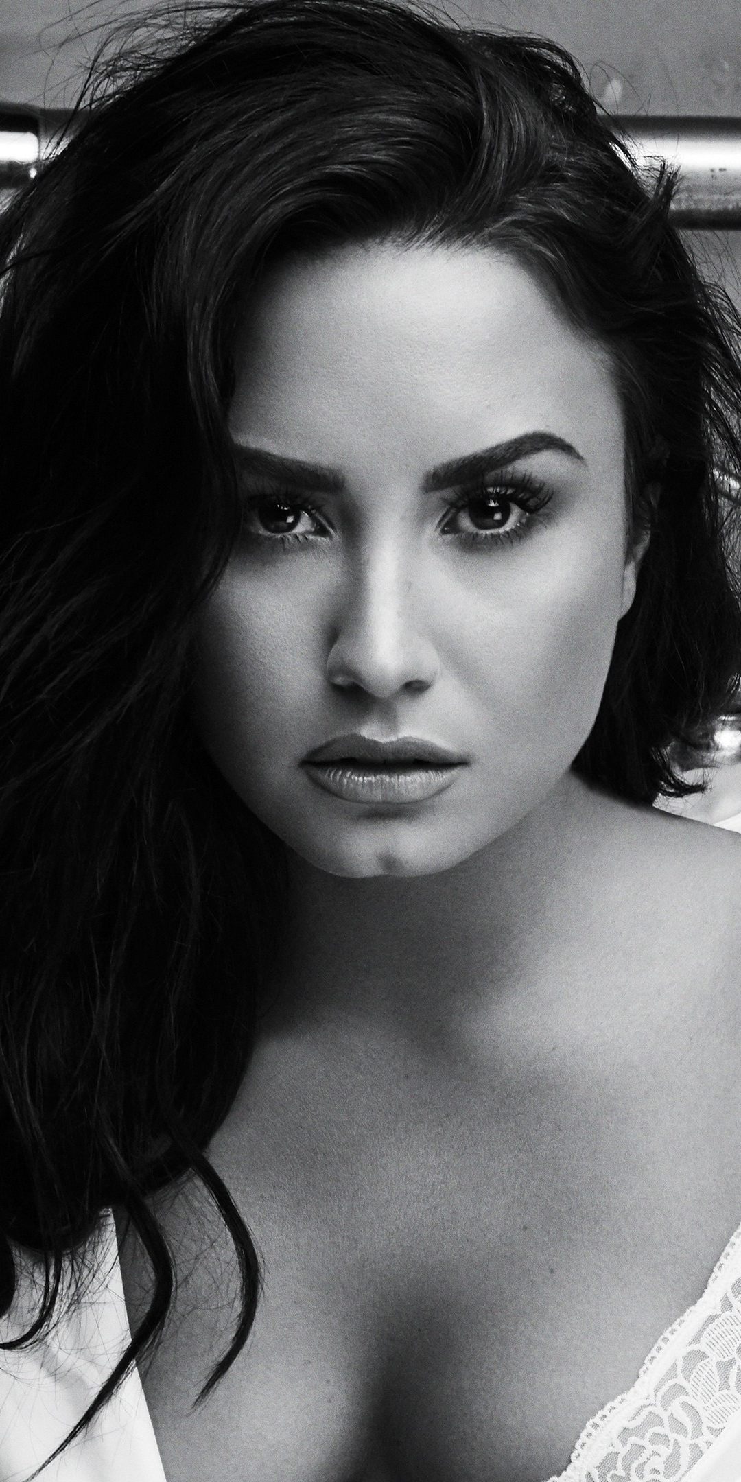 Demi Lovato, 2018, monochrome, hot, 1080x2160 wallpaper