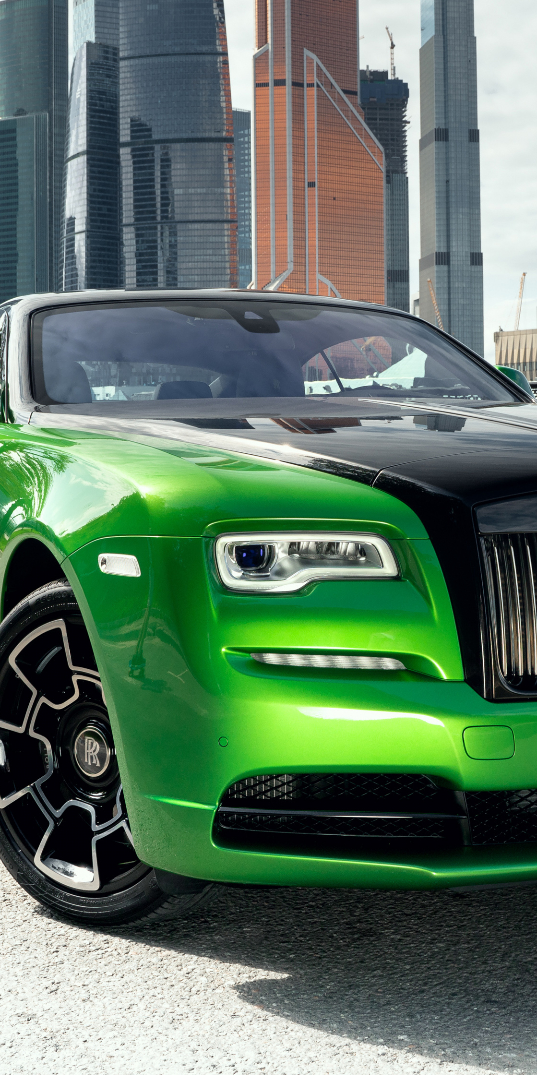 Rolls-Royce Wraith, green-black car, 2019, 1080x2160 wallpaper