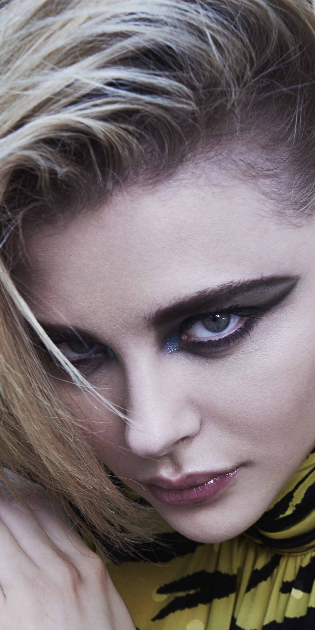 Makeup, Chloe Grace Moretz, magazine, photoshoot, 1080x2160 wallpaper