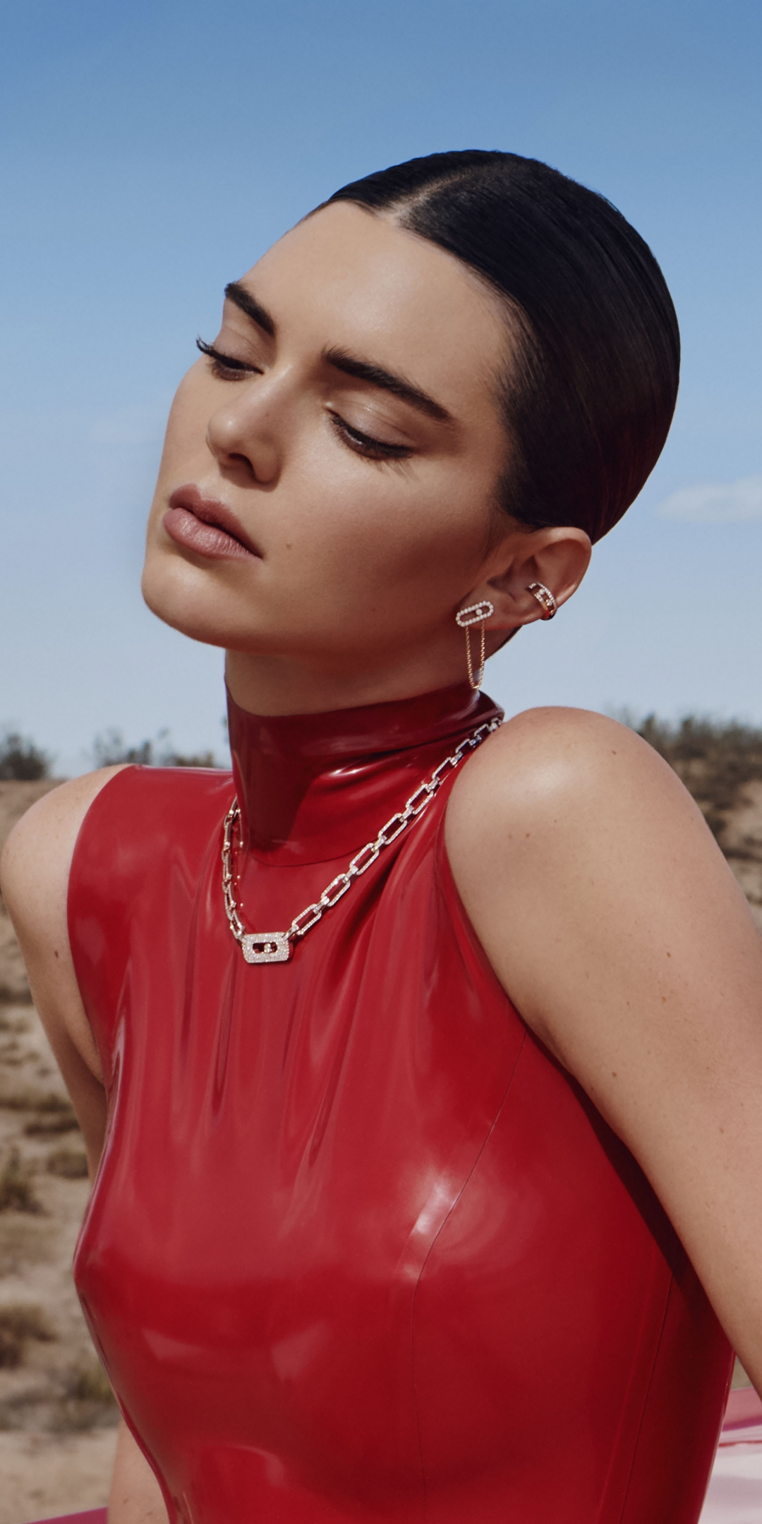 2023, in red Kendall Jenner, super model, 1080x2160 wallpaper