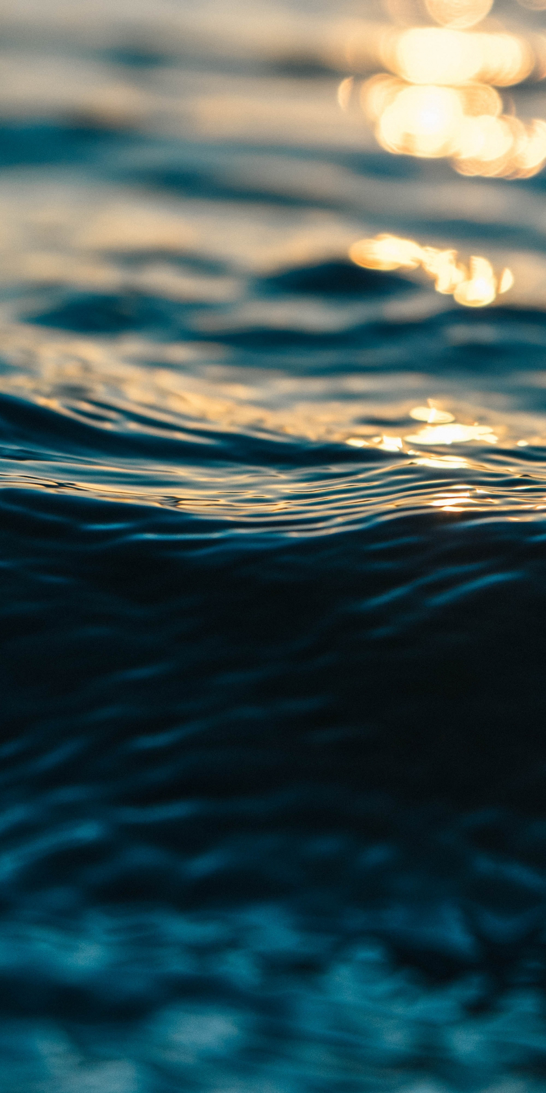 Water waves, ripples, close up, 1080x2160 wallpaper