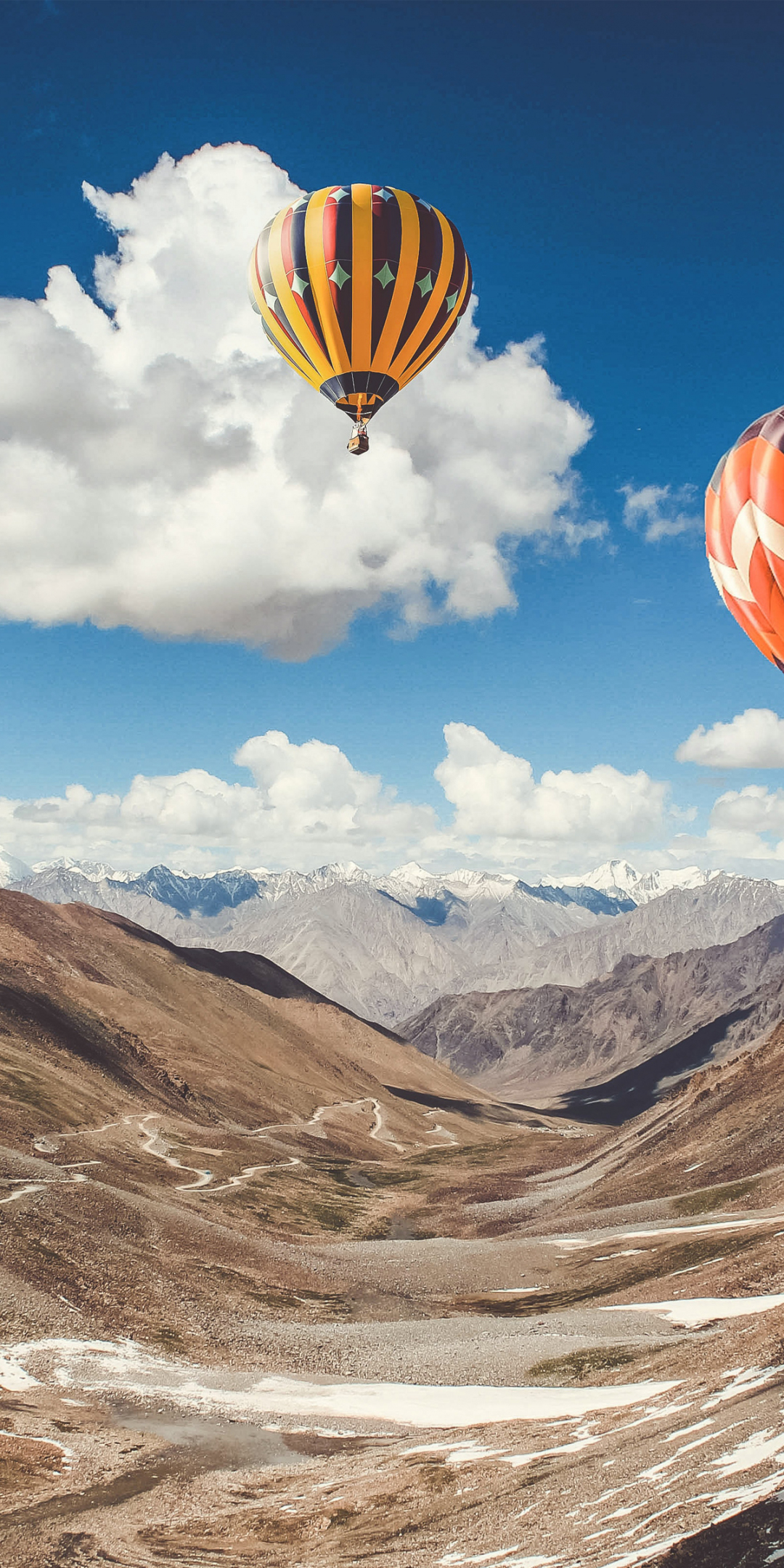 Hot air balloon, ride, leh, mountains, 1080x2160 wallpaper