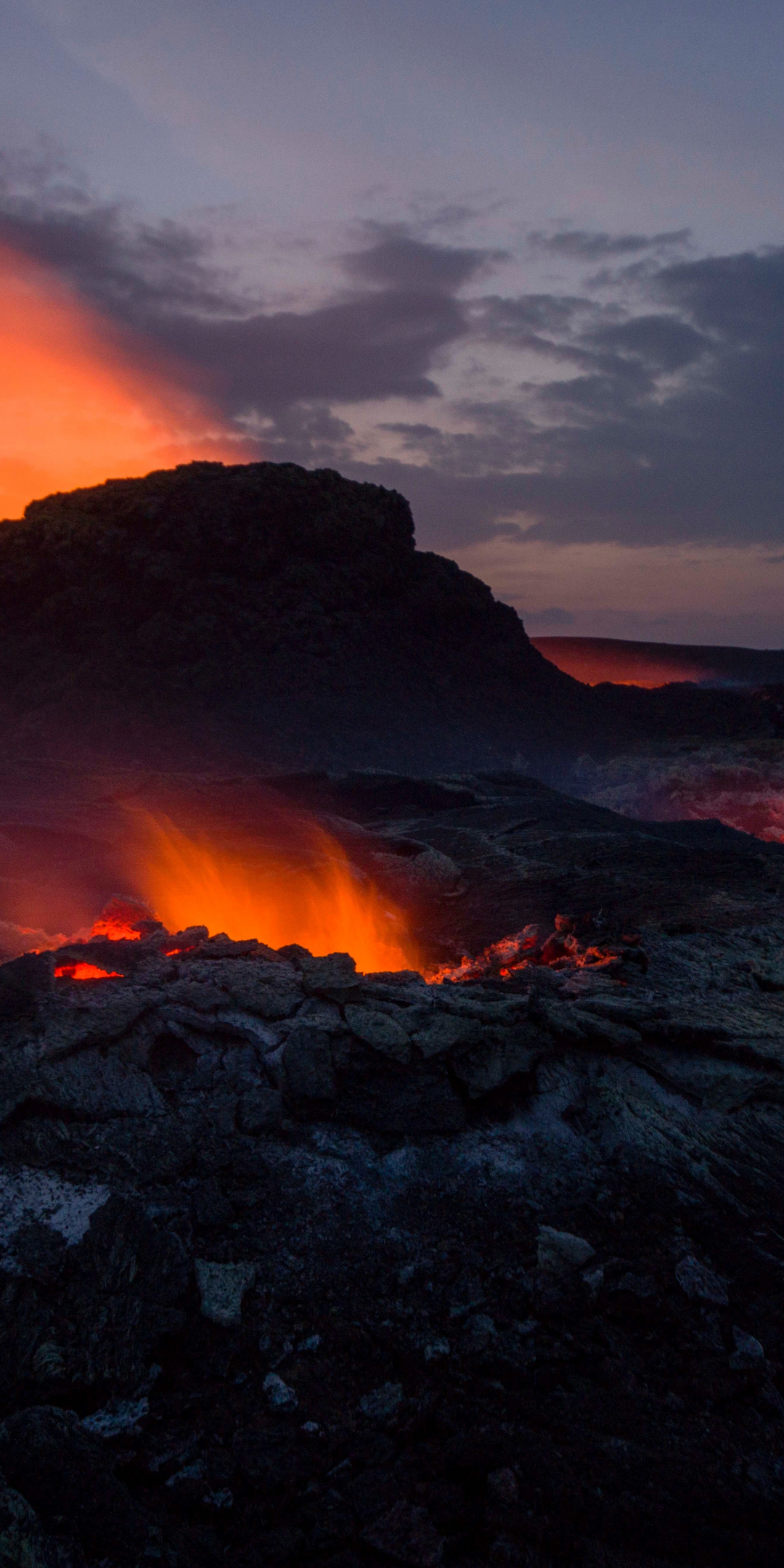 Lava, volcano, dark, fire, 1080x2160 wallpaper