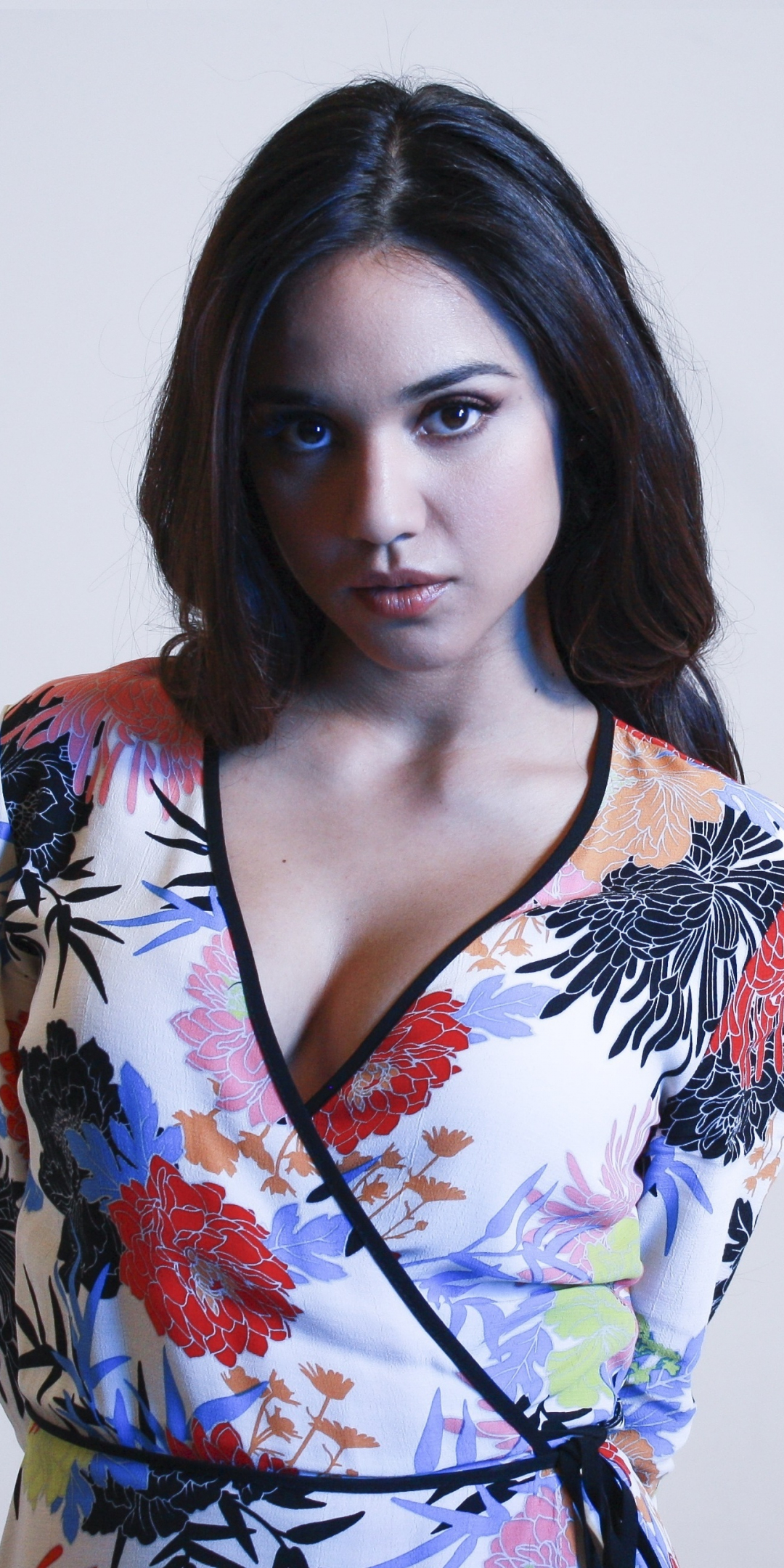 Summer Bishil, dark hair, beautiful, model, 1080x2160 wallpaper