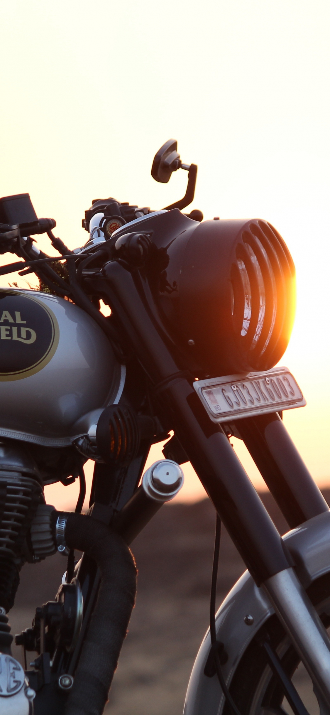 Download wallpaper 1125x2436 royal enfield, motorcycle, iphone x, 1125x2436  hd background, 1034