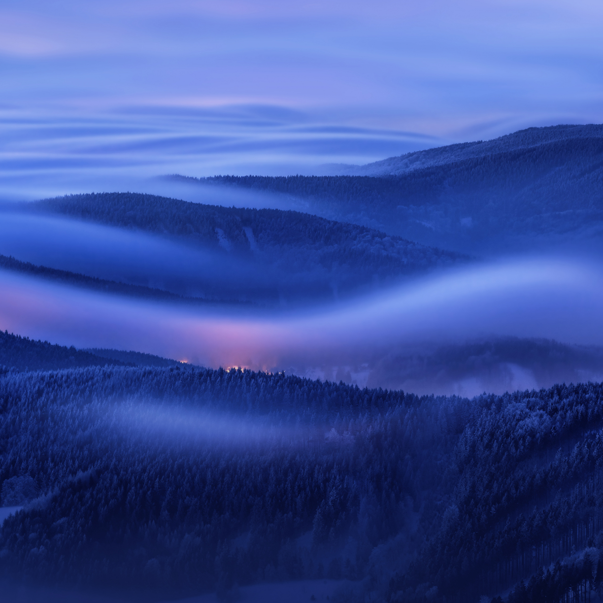 Wallpaper mountains, foggy morning, sunrise, horizon, huawei mate 10, stock  desktop wallpaper, hd image, picture, background, 448d0c | wallpapersmug