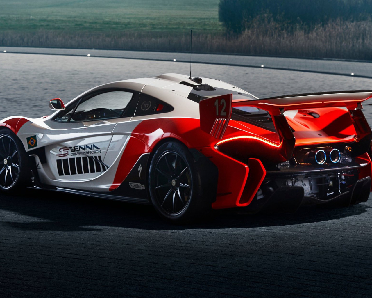 Download 1280x1024 Wallpaper Mclaren P1 Gtr Side View Sports Car