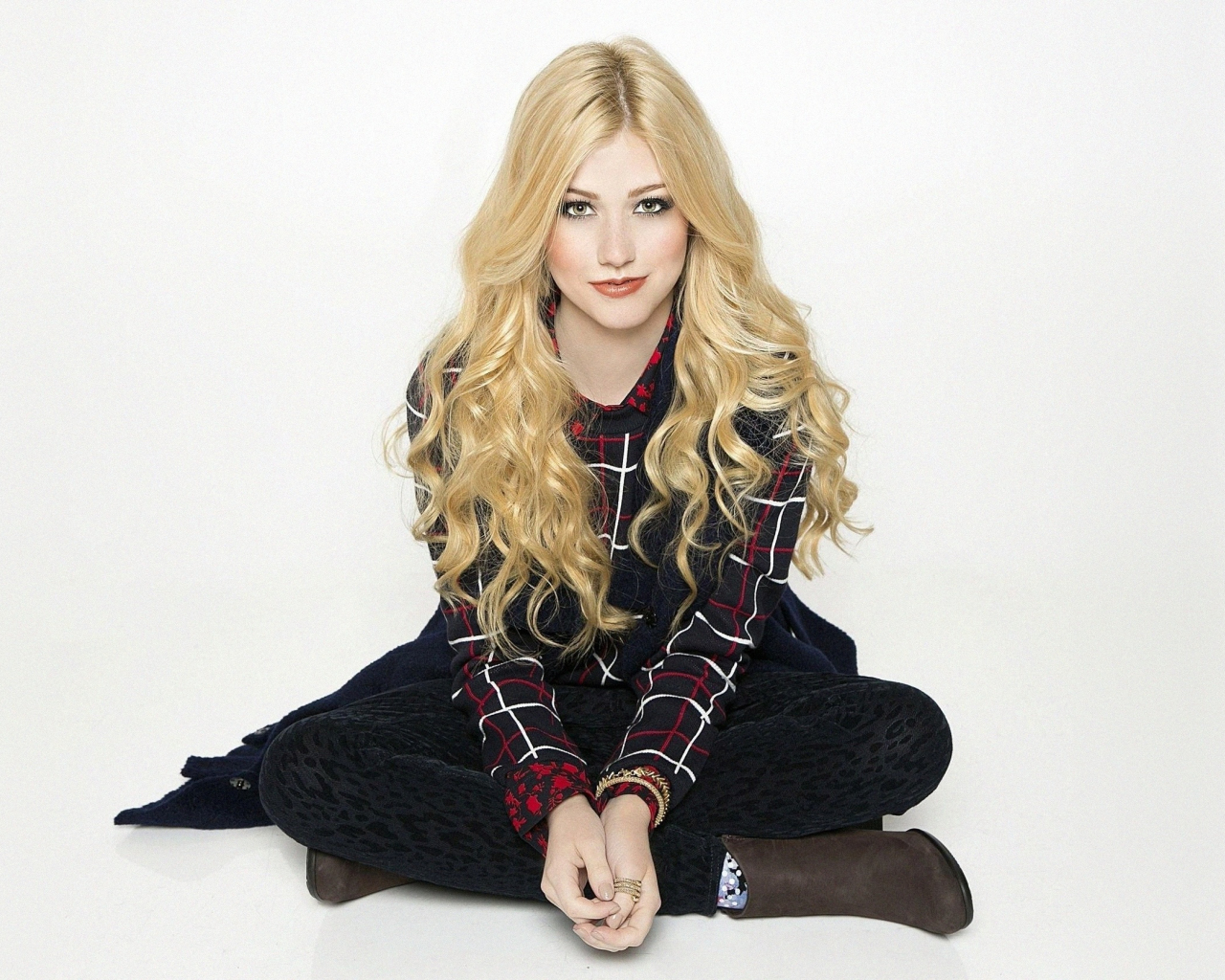 Download wallpaper 1280x1024 beautiful, katherine mcnamara, sit, black ...