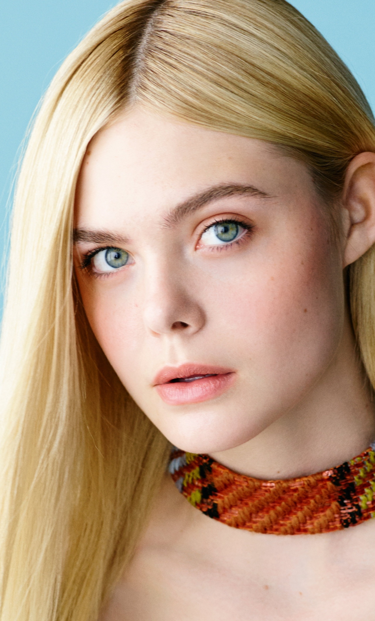 Download wallpaper 1280x2120 green eyes, blonde, elle fanning, iphone 6 ...