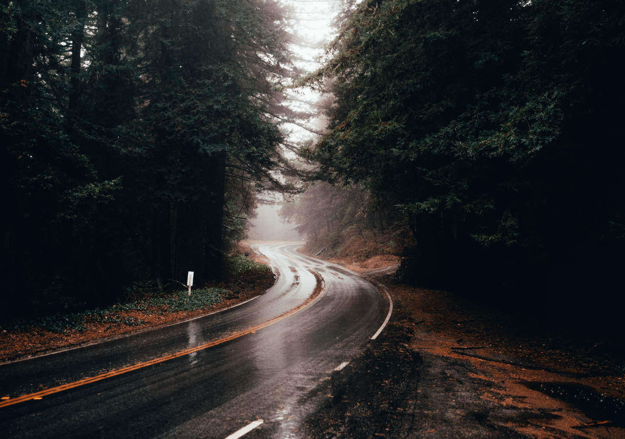 Highway turn, road, rainy, water on road, 1280x900 wallpaper