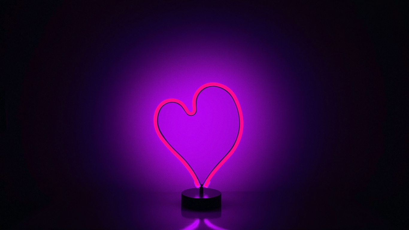 wallpaper aesthetic purple heartTikTok Search