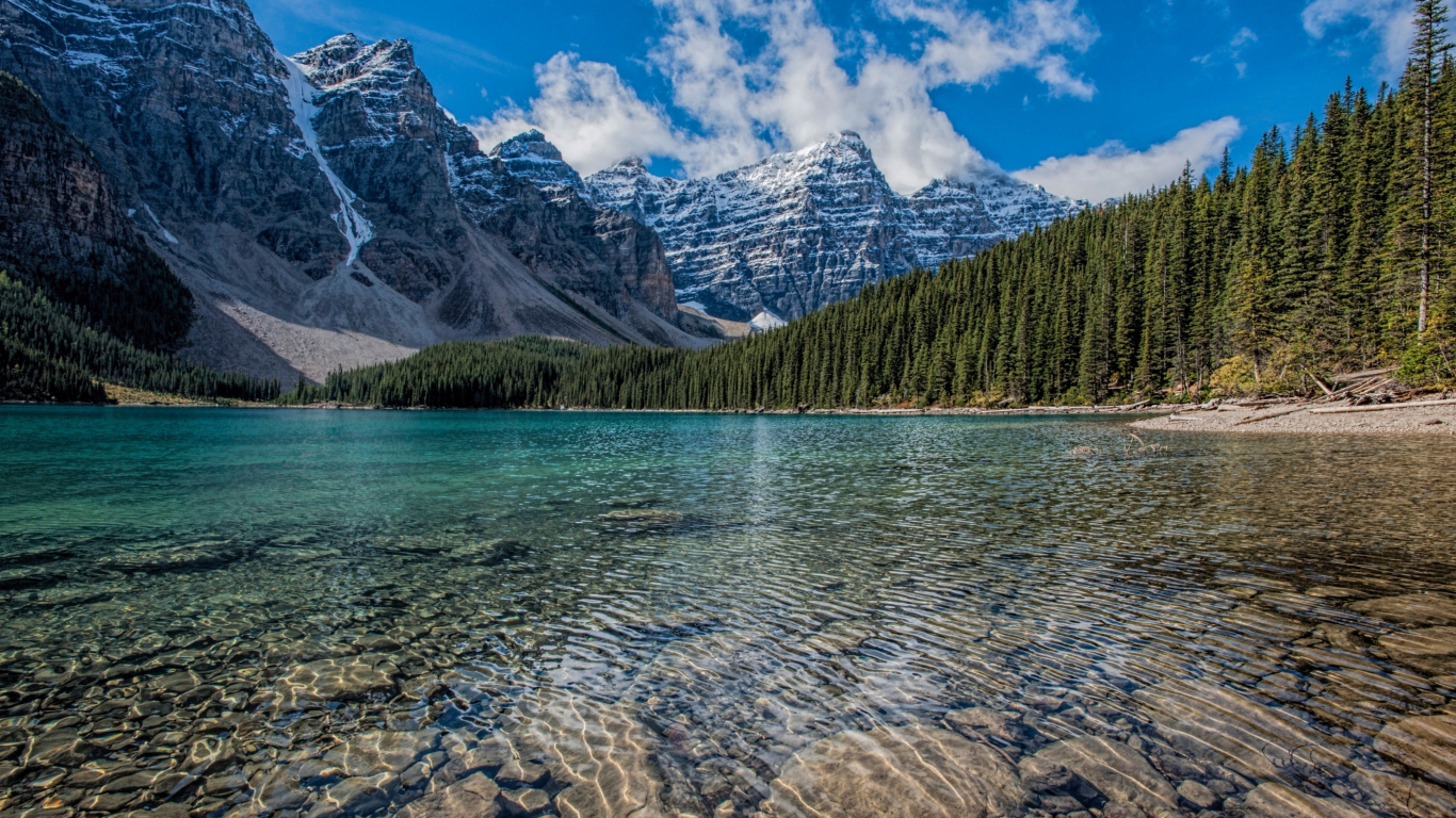 Download 1366x768 wallpaper clean lake, mountains range ...