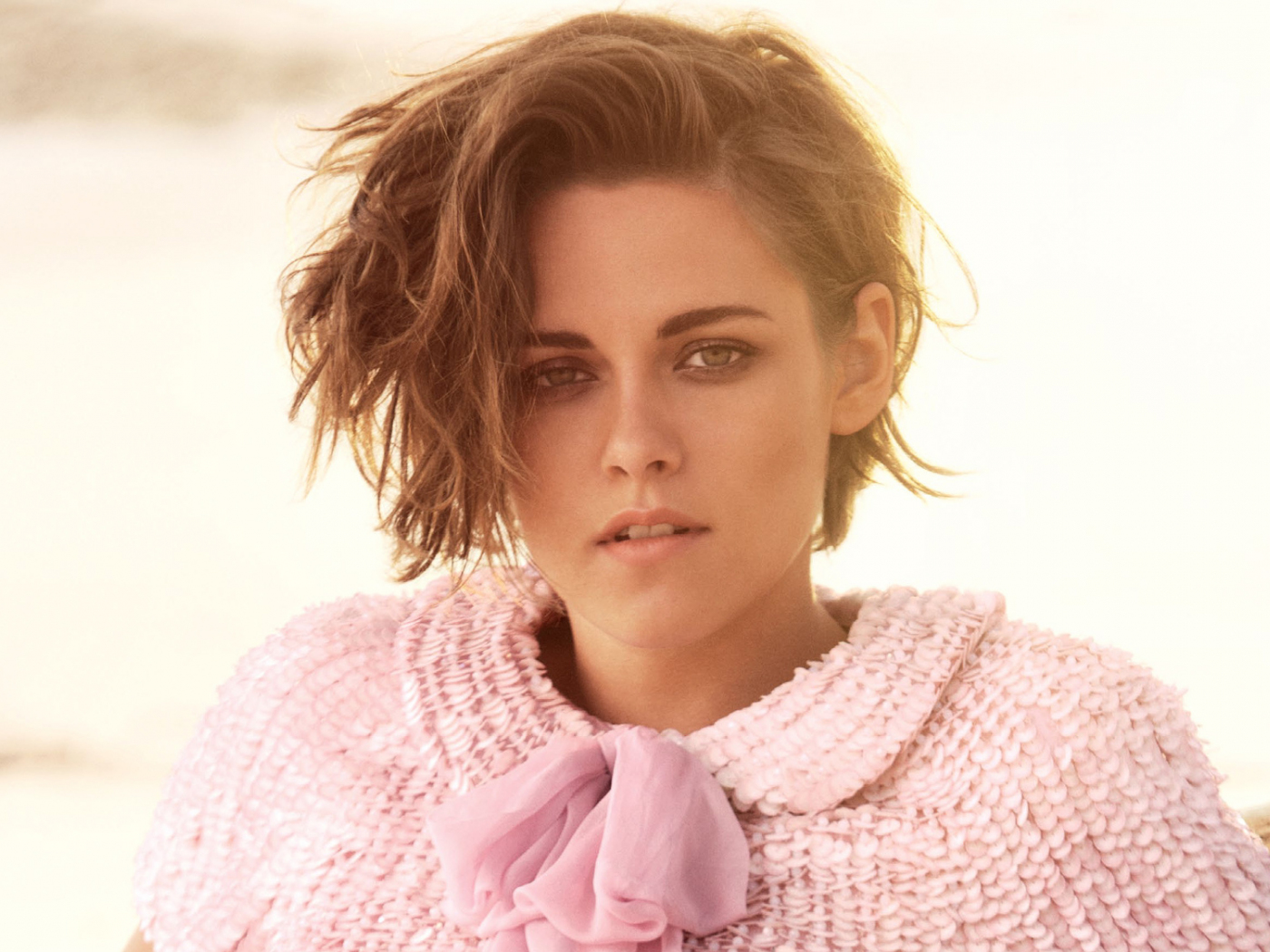 Download wallpaper 1400x1050 kristen stewart, short hair, beautiful ...