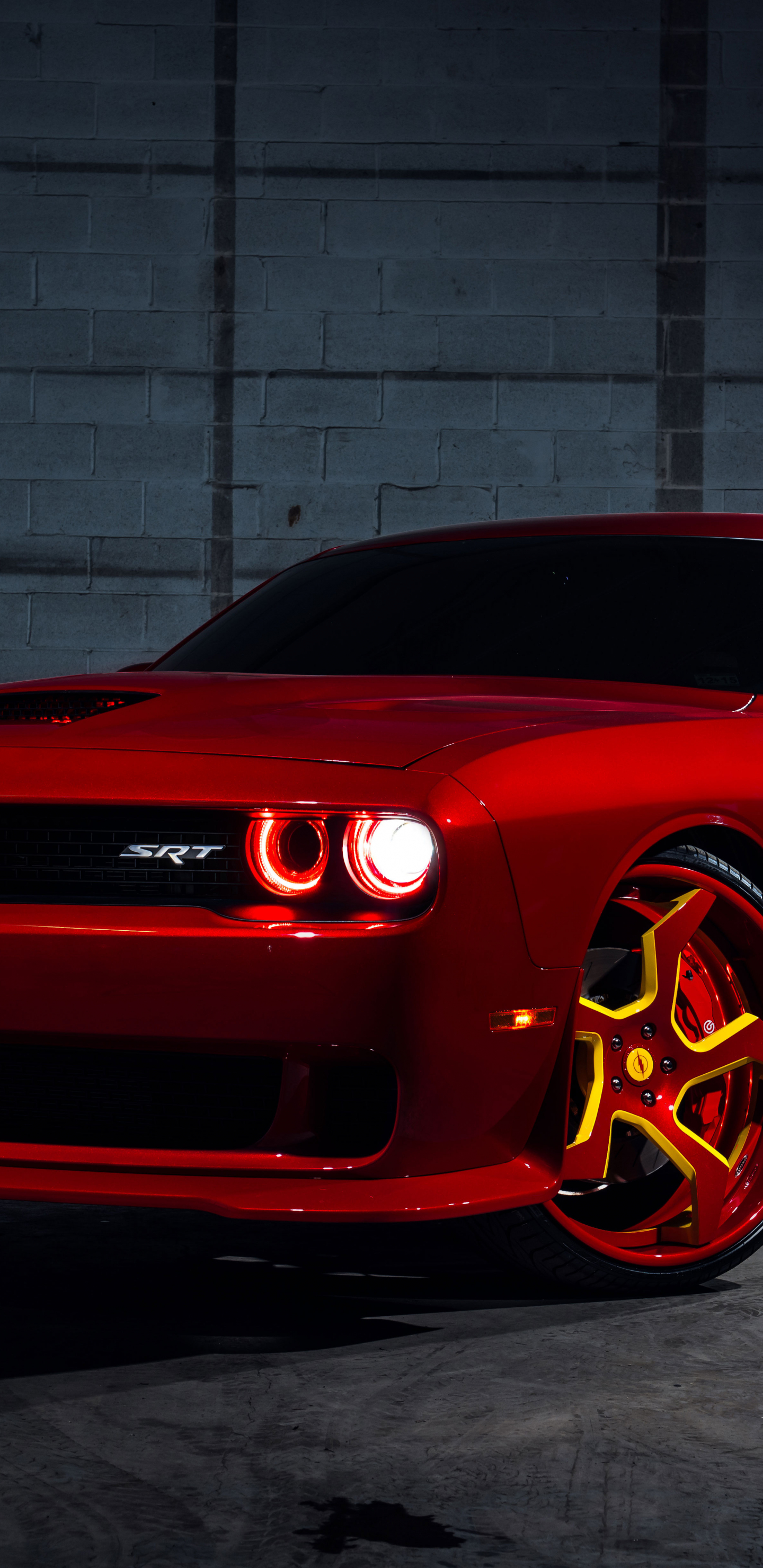 Red, Dodge Challenger SRT Hellcat, flashlight, 1440x2960 wallpaper
