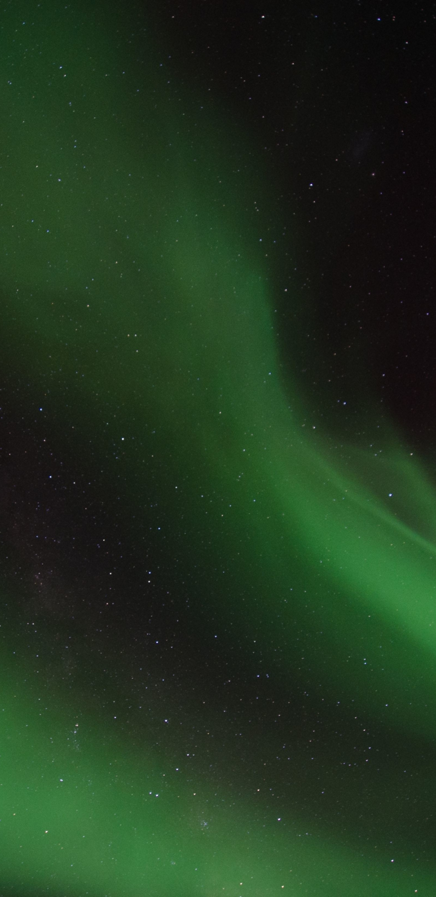 Download wallpaper 1440x2960 green lights, aurora, sky, samsung galaxy ...