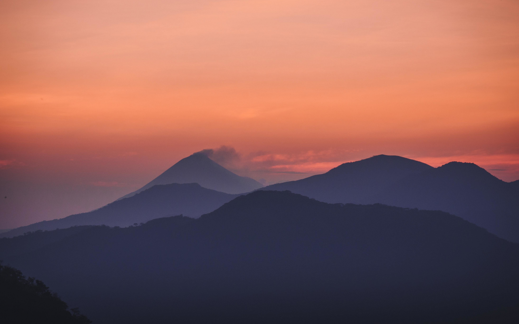 Download Wallpaper 1680x1050 Silhouette, Dusk, Mountains, Horizon, 16: ...