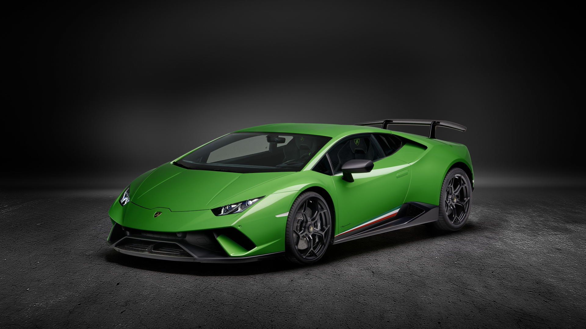 Download Green Sports Car 2019 Lamborghini Huracán Performante