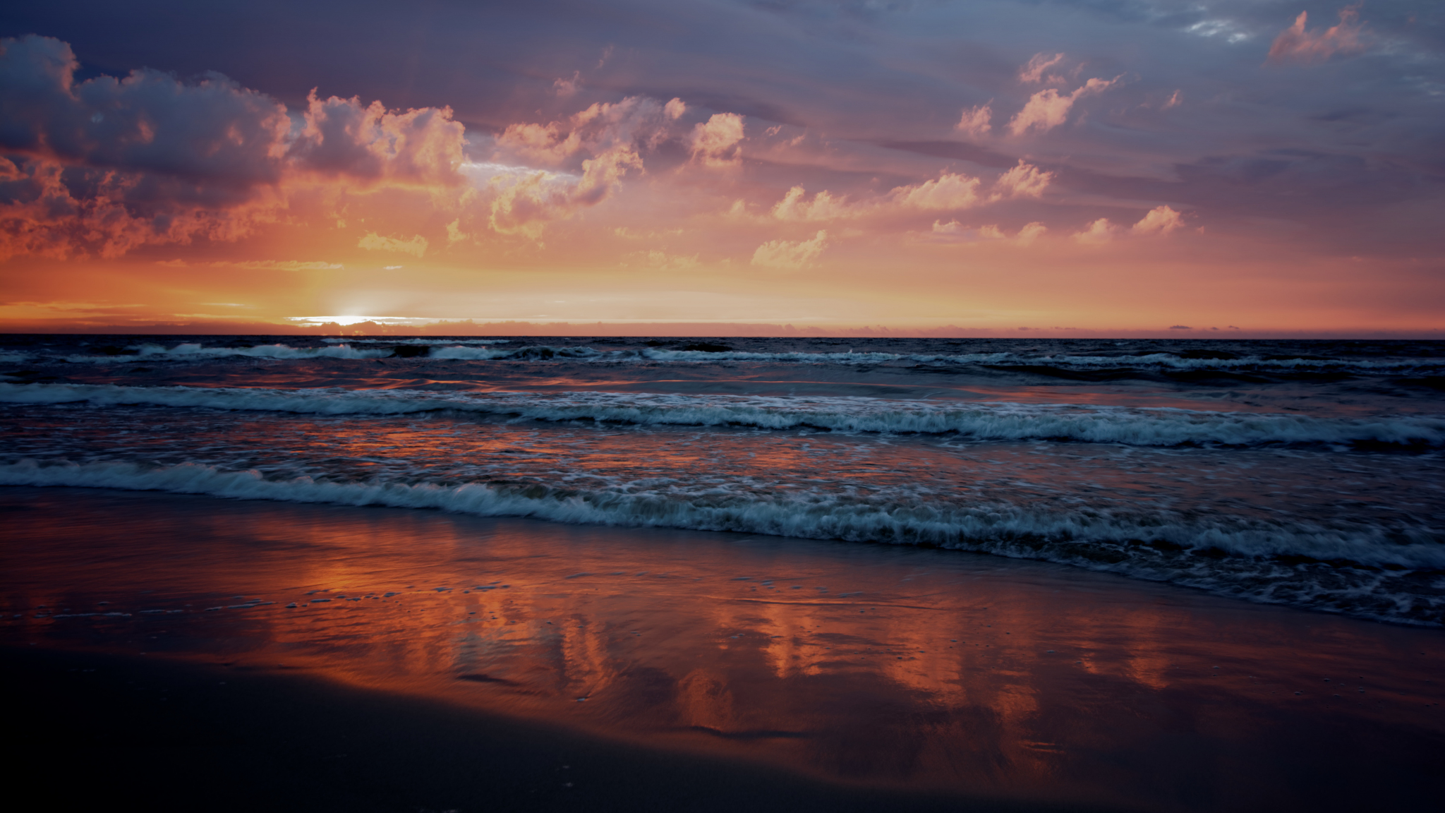 Download Wallpaper 2048x1152 Sunset Sea Waves Horizon Sea Waves Dual Wide 2048x1152 Hd 9091