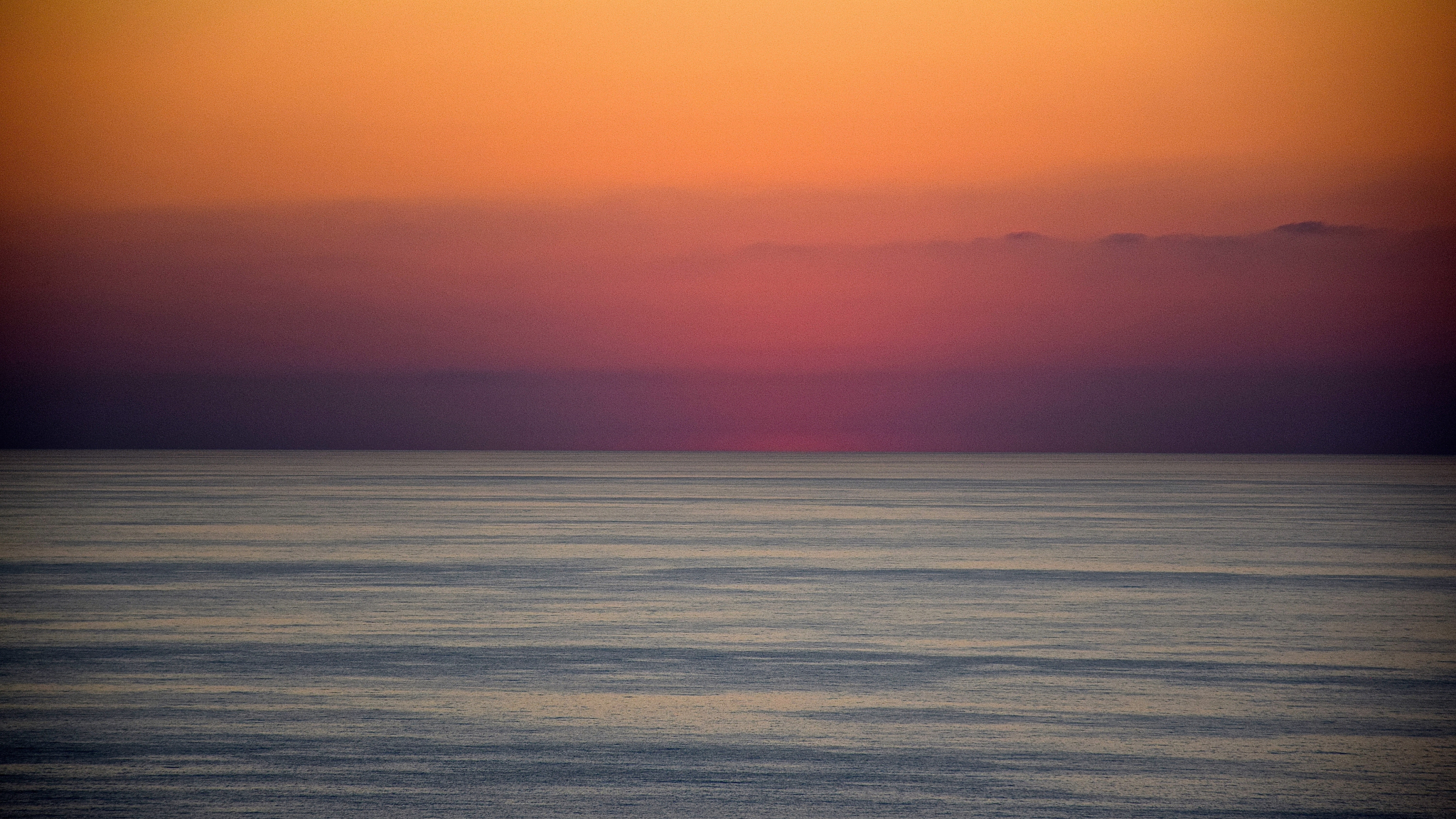 Sea, calm, sunset, body of water, blur, 2048x1152 wallpaper