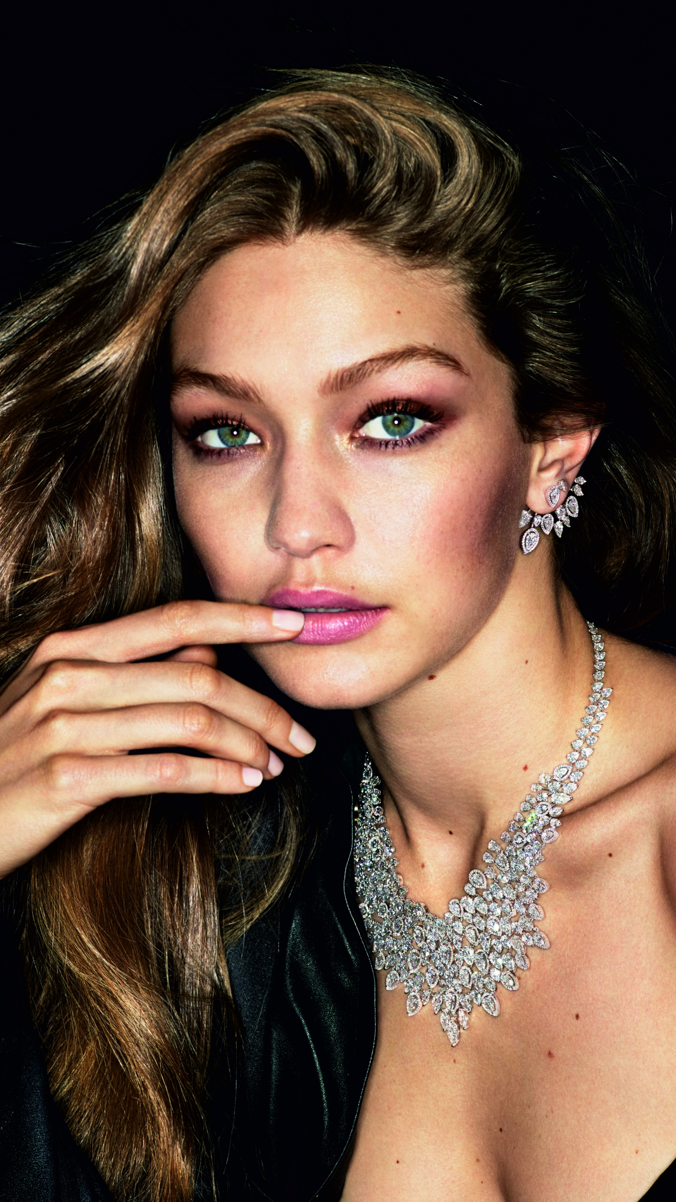 Download 2160x3840 wallpaper gigi hadid pretty  model  