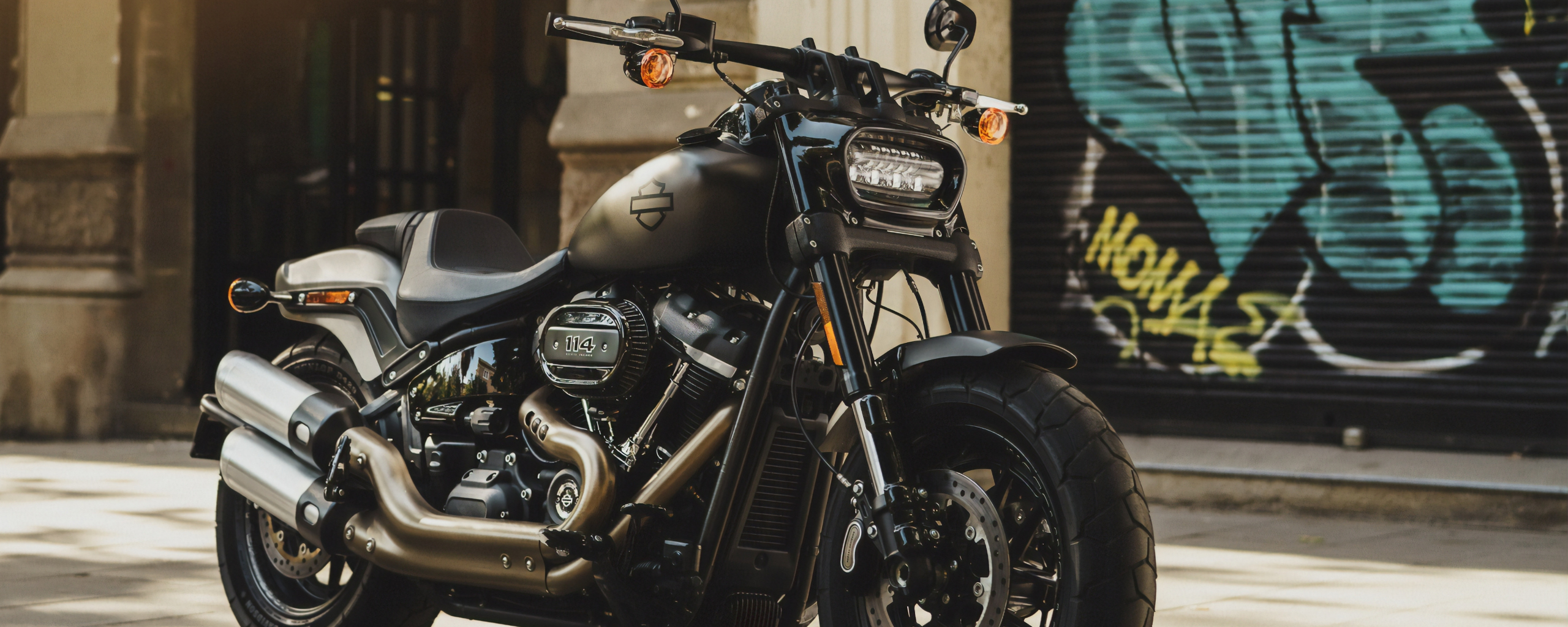 2019 Harley-Davidson, motorcycle, 2560x1024 wallpaper