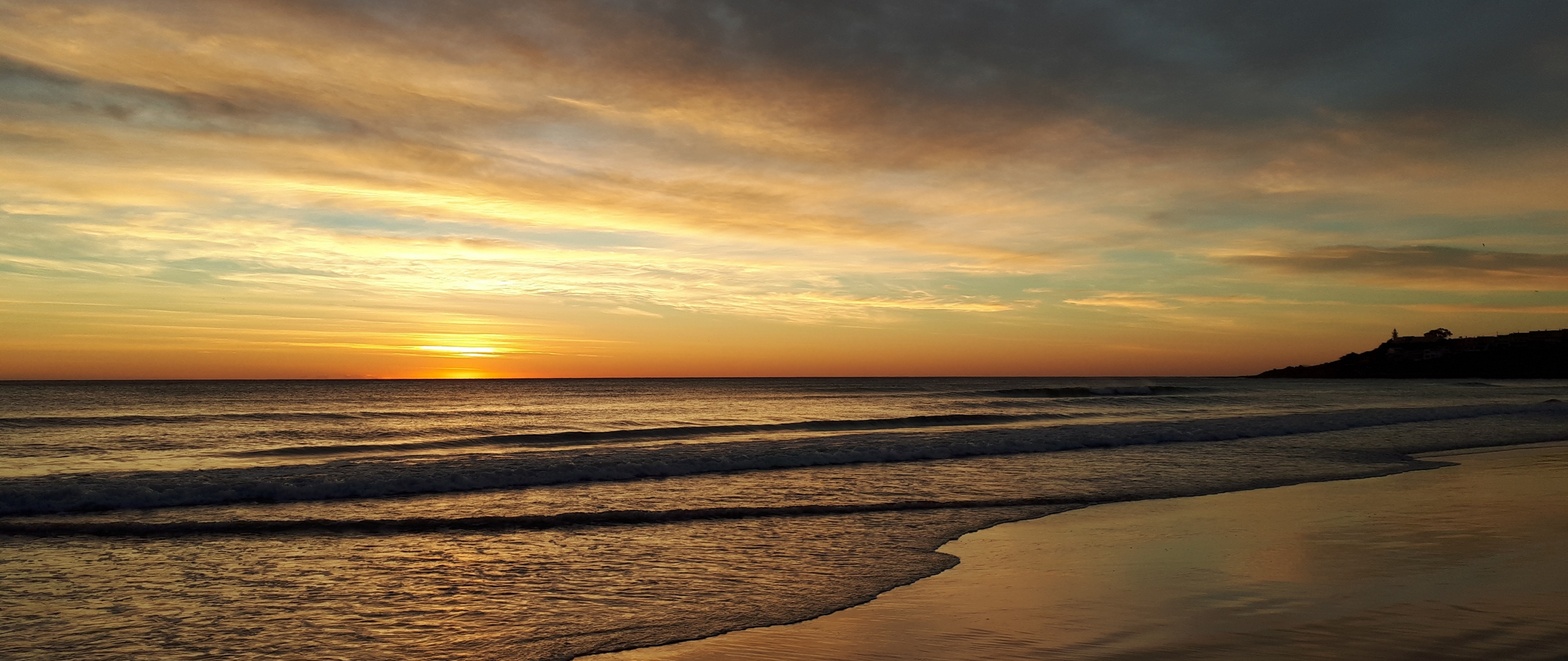 Download wallpaper 2560x1080 sunset, beach, sea waves, calm and clean ...