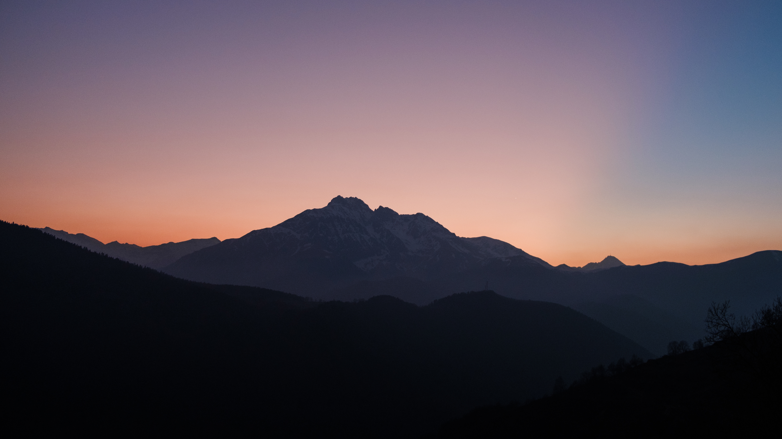 Download 2560x1440 wallpaper mountains, sunset, clean ...