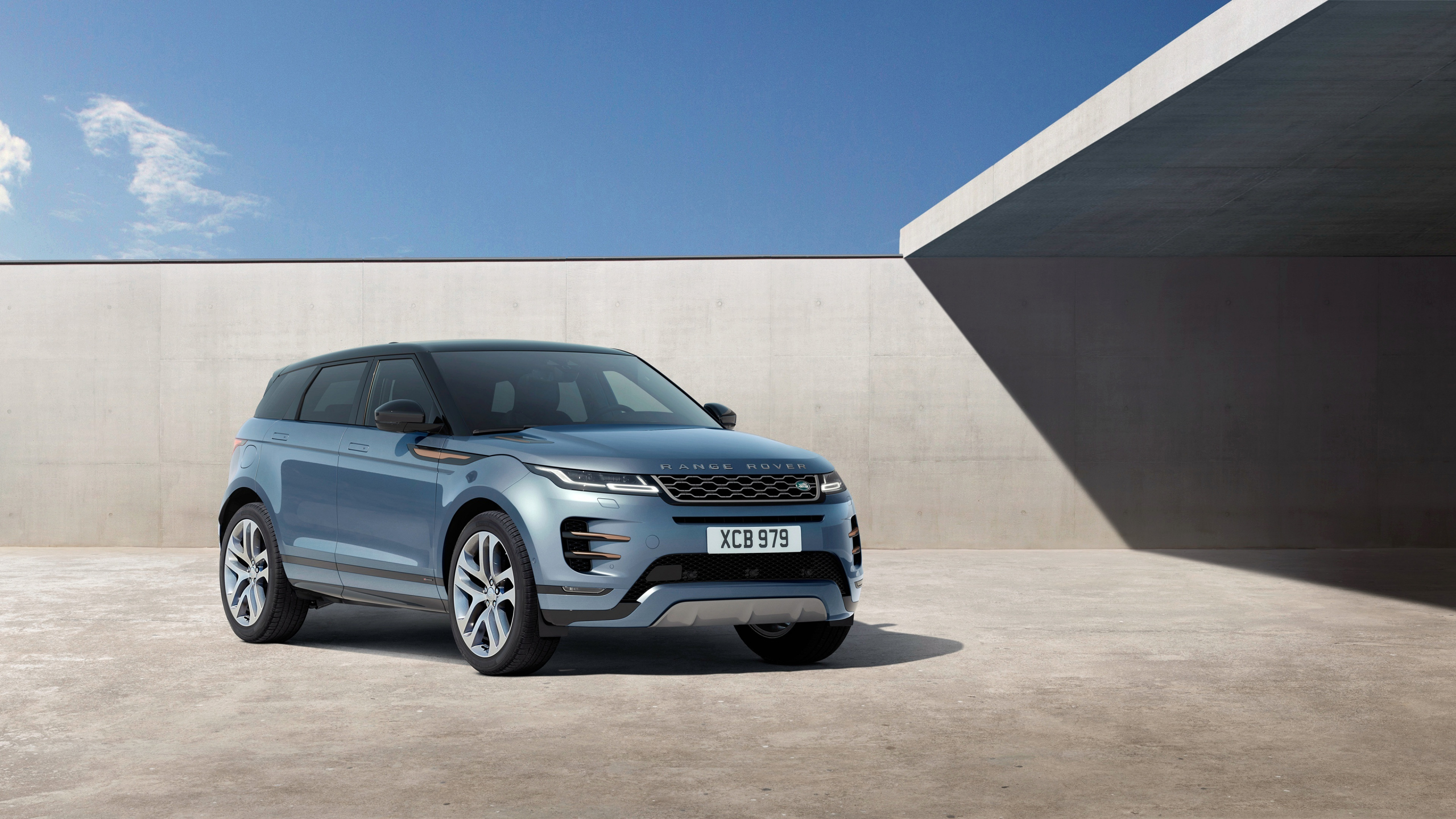 2023 Land Rover Range Rover Evoque: 60 Exterior Photos | U.S. News