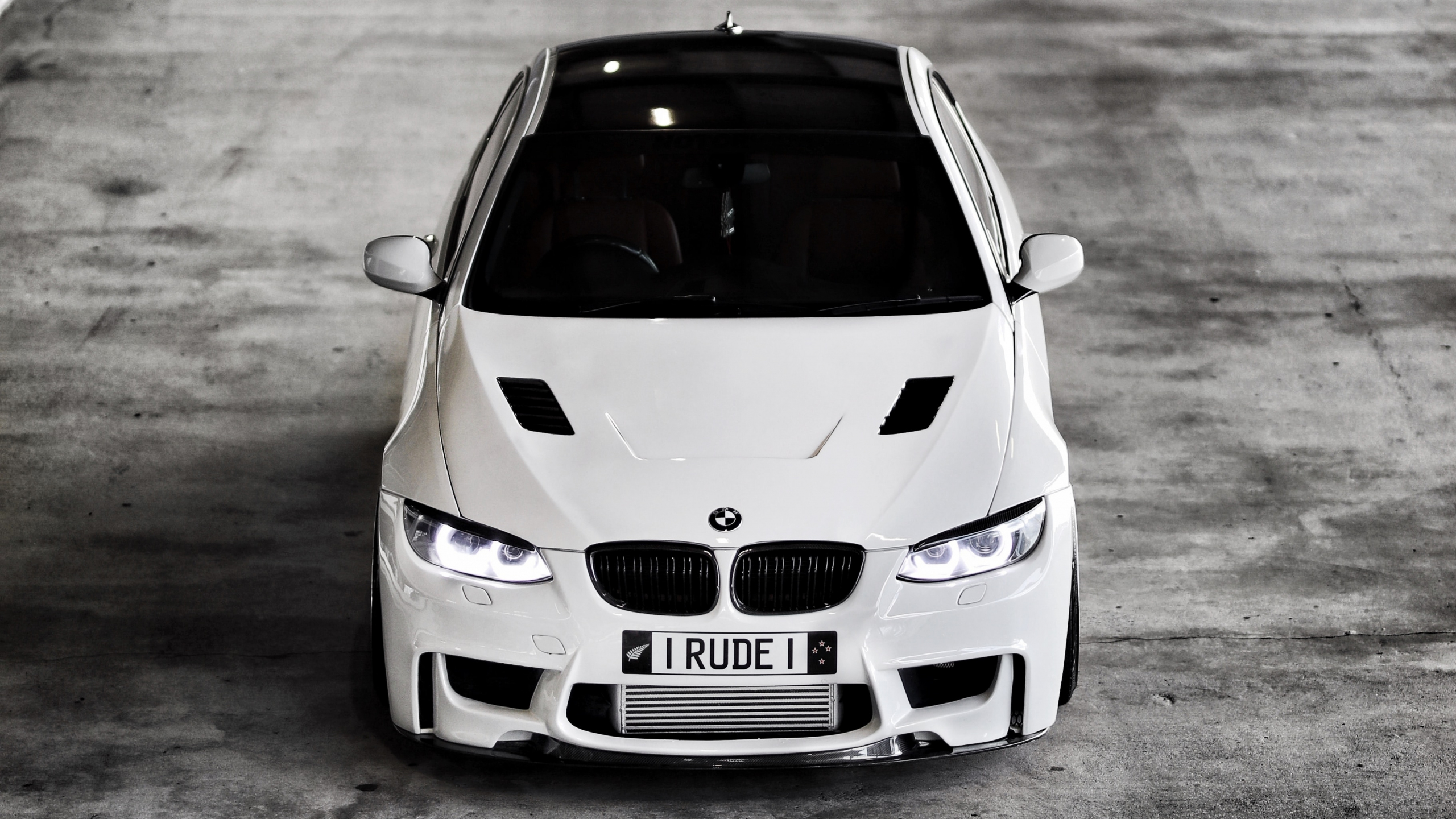 Download wallpaper 2560x1440 white bmw car, luxurious car, dual wide 16 ...