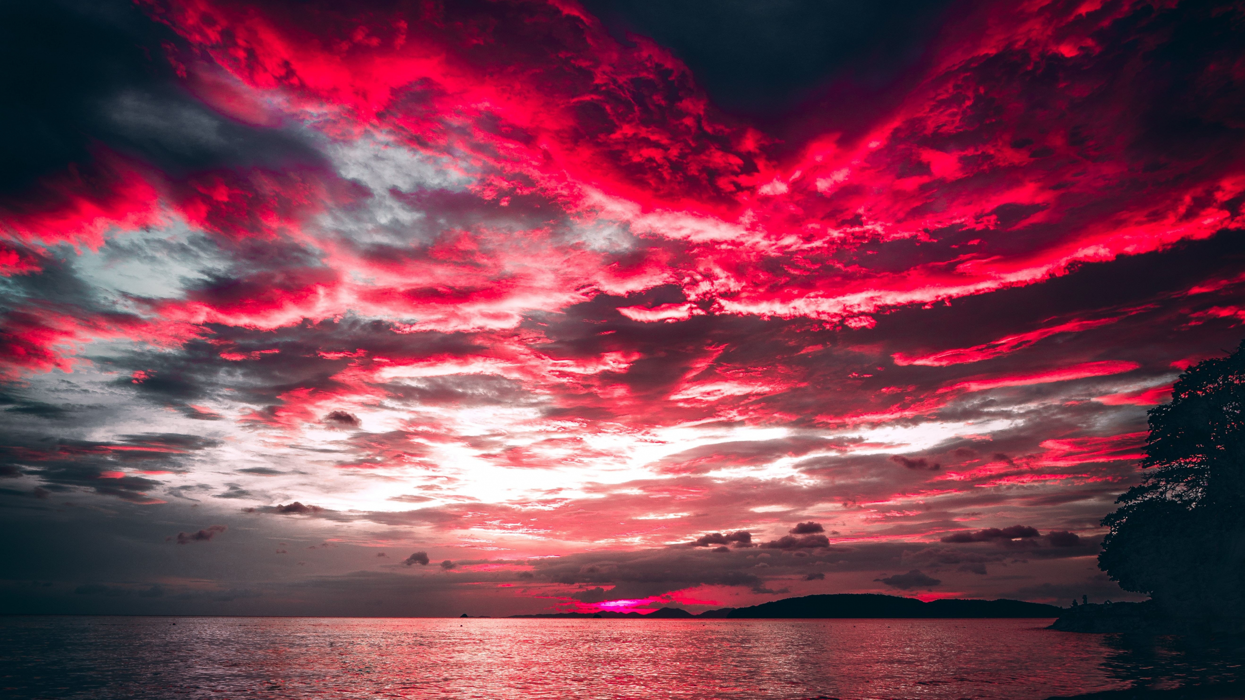 Download Wallpaper 2560x1440 Sea Sunset Red Clouds Nature Dual Wide