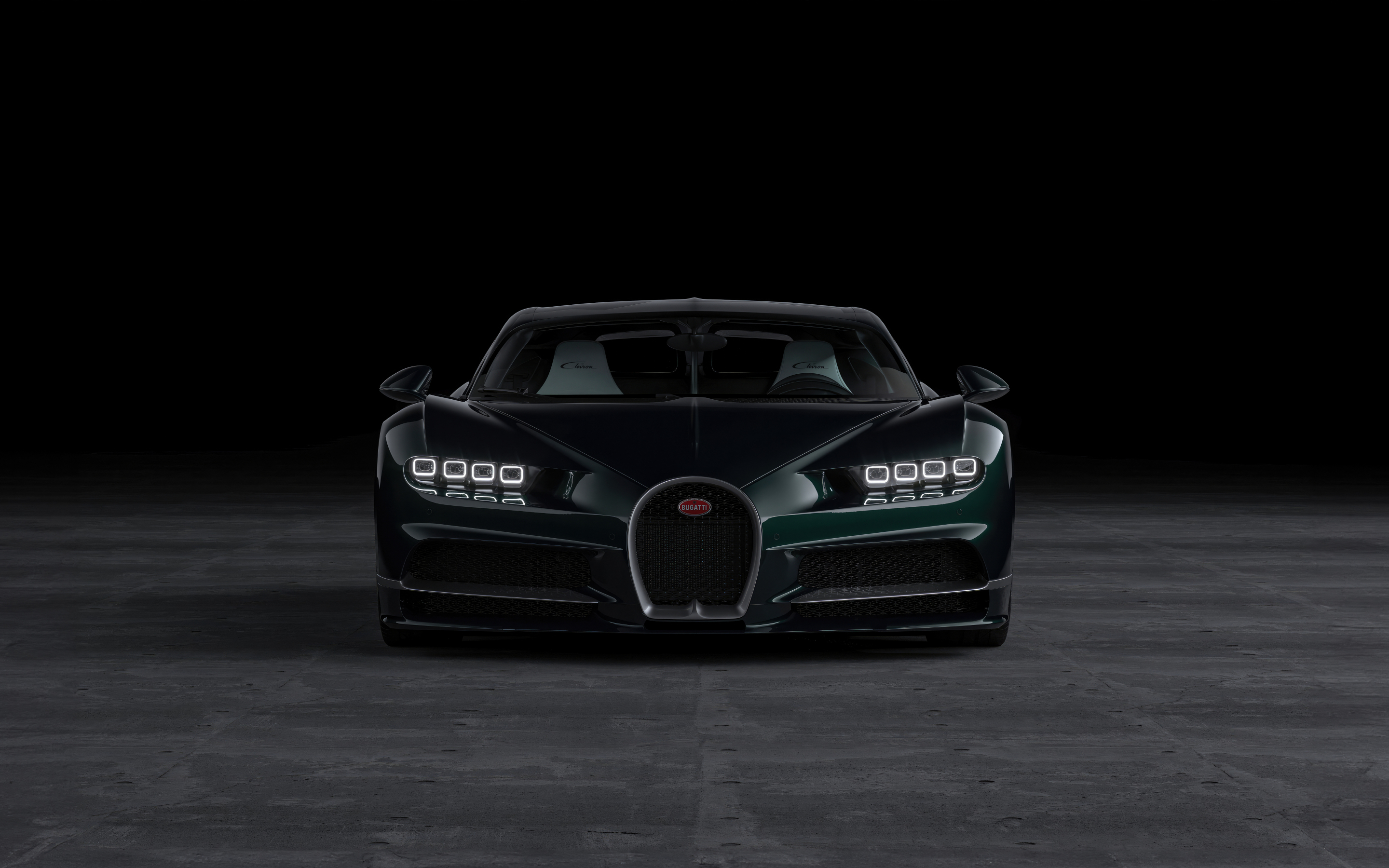 Striking Green Bugatti Chiron of 2023, luxury car, 2880x1800 wallpaper
