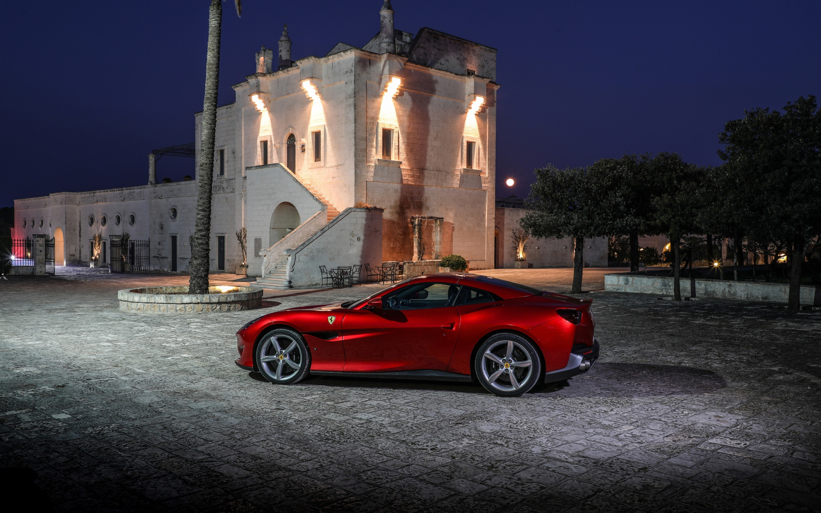 2018, red car, Ferrari Portofino, 2880x1800 wallpaper