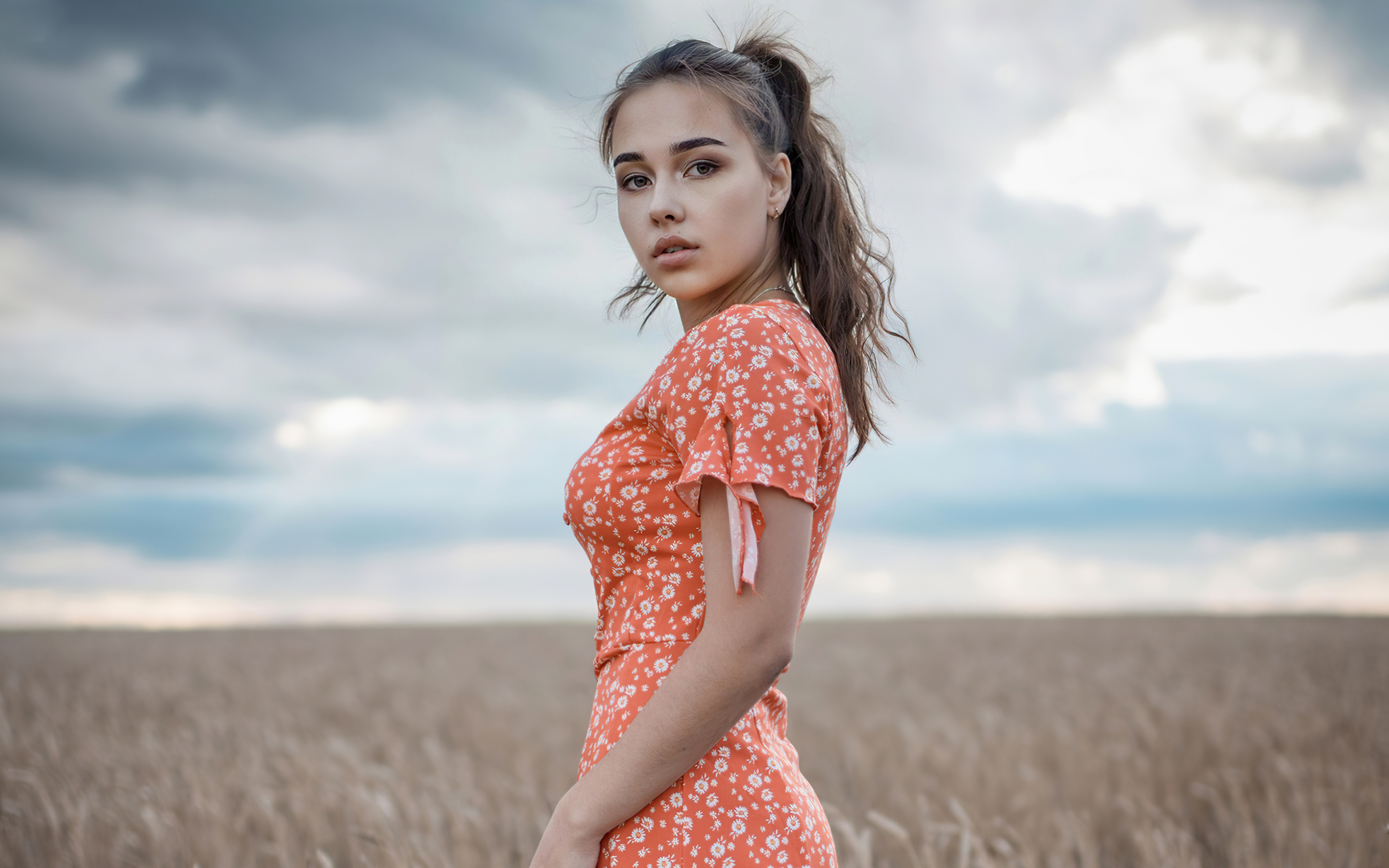Alina Sabirova, outdoor, beautiful woman, 2020, 2880x1800 wallpaper