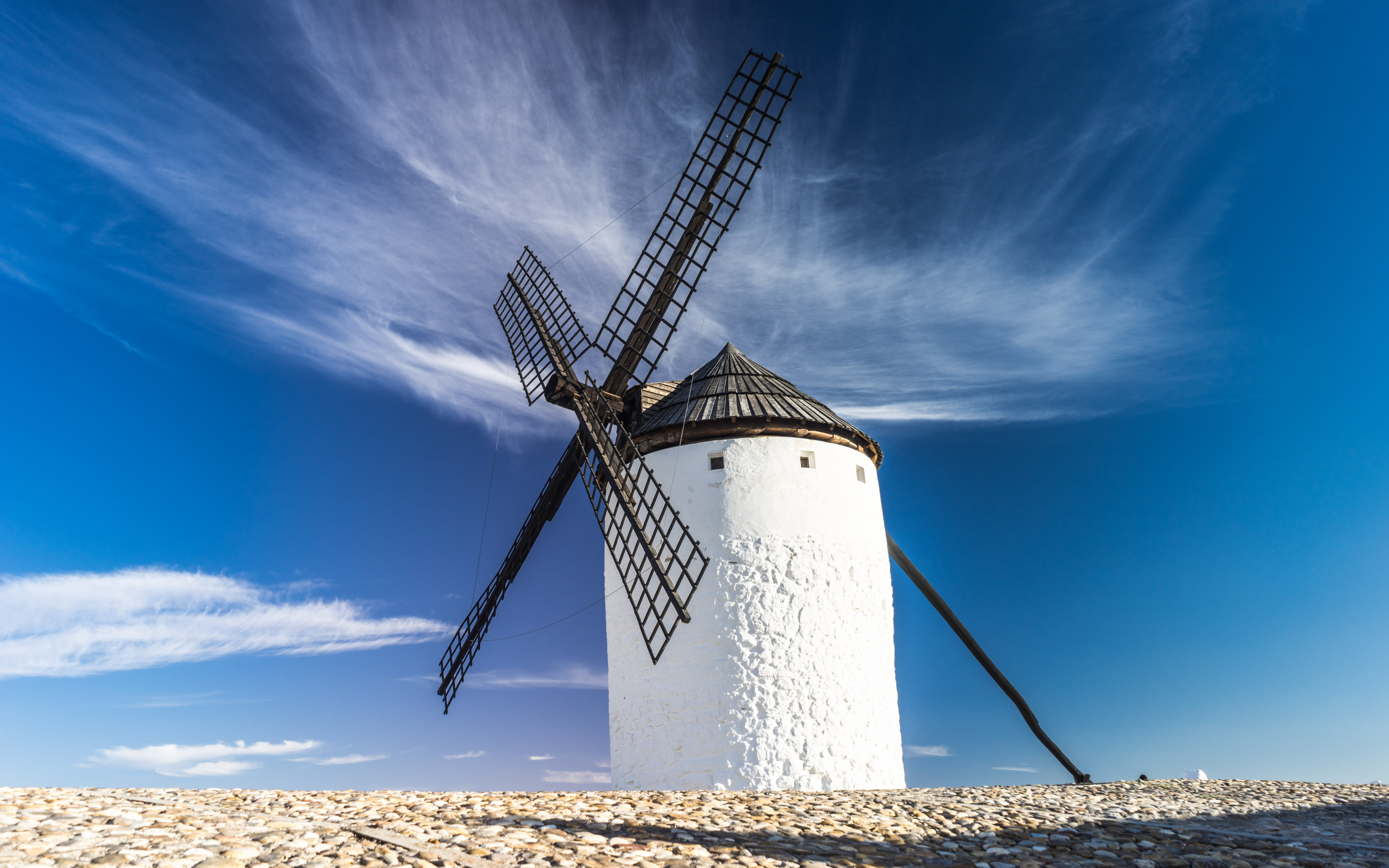 Windmill, sunny day, blue sky, architecture, 2880x1800 wallpaper