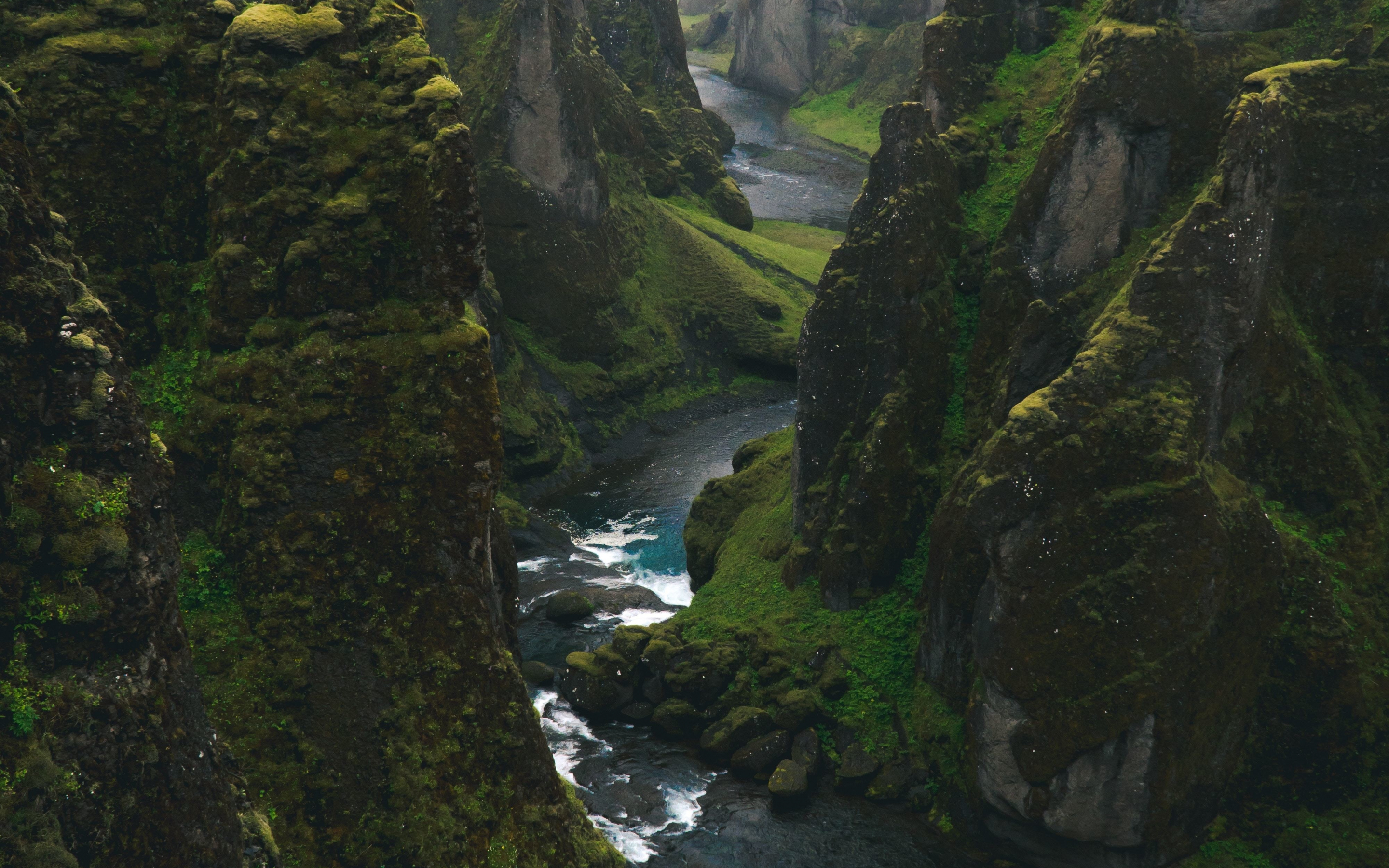 Iceland, valley, river, greenery, nature, 2880x1800 wallpaper