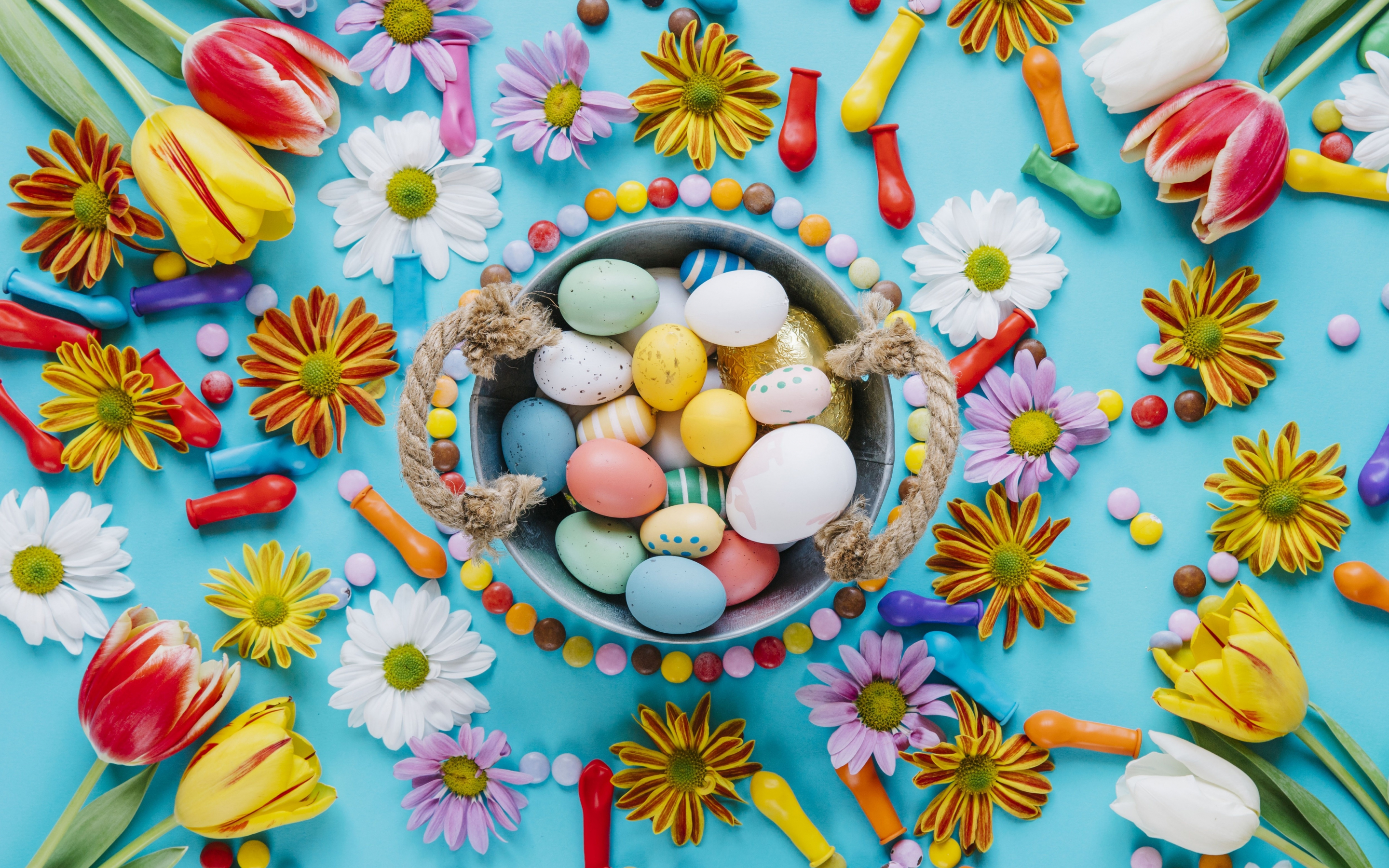 Easter, colored eggs, basket, decorative, 2880x1800 wallpaper