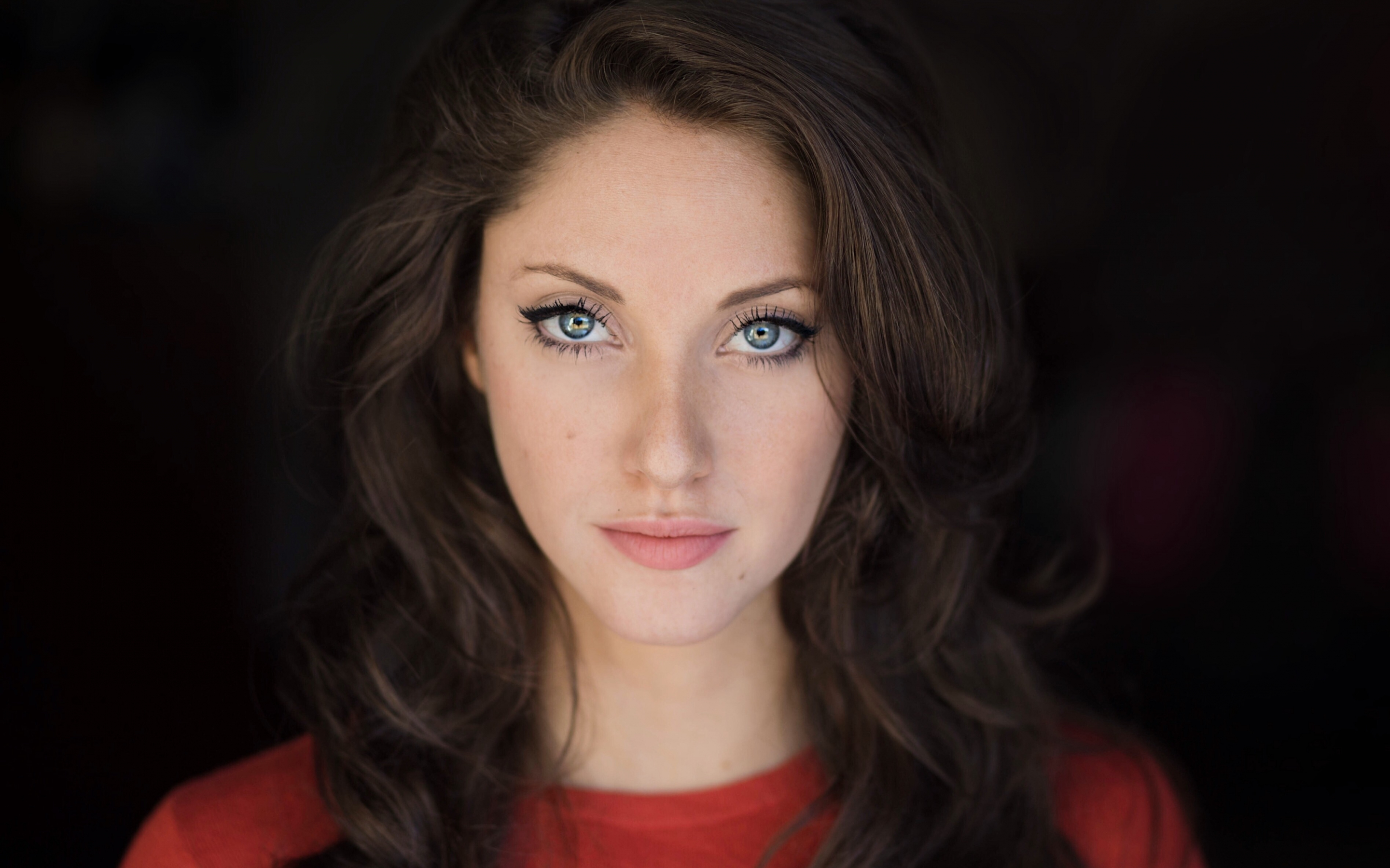 Pretty actress, blue eyes, Jillian Mueller, 2880x1800 wallpaper