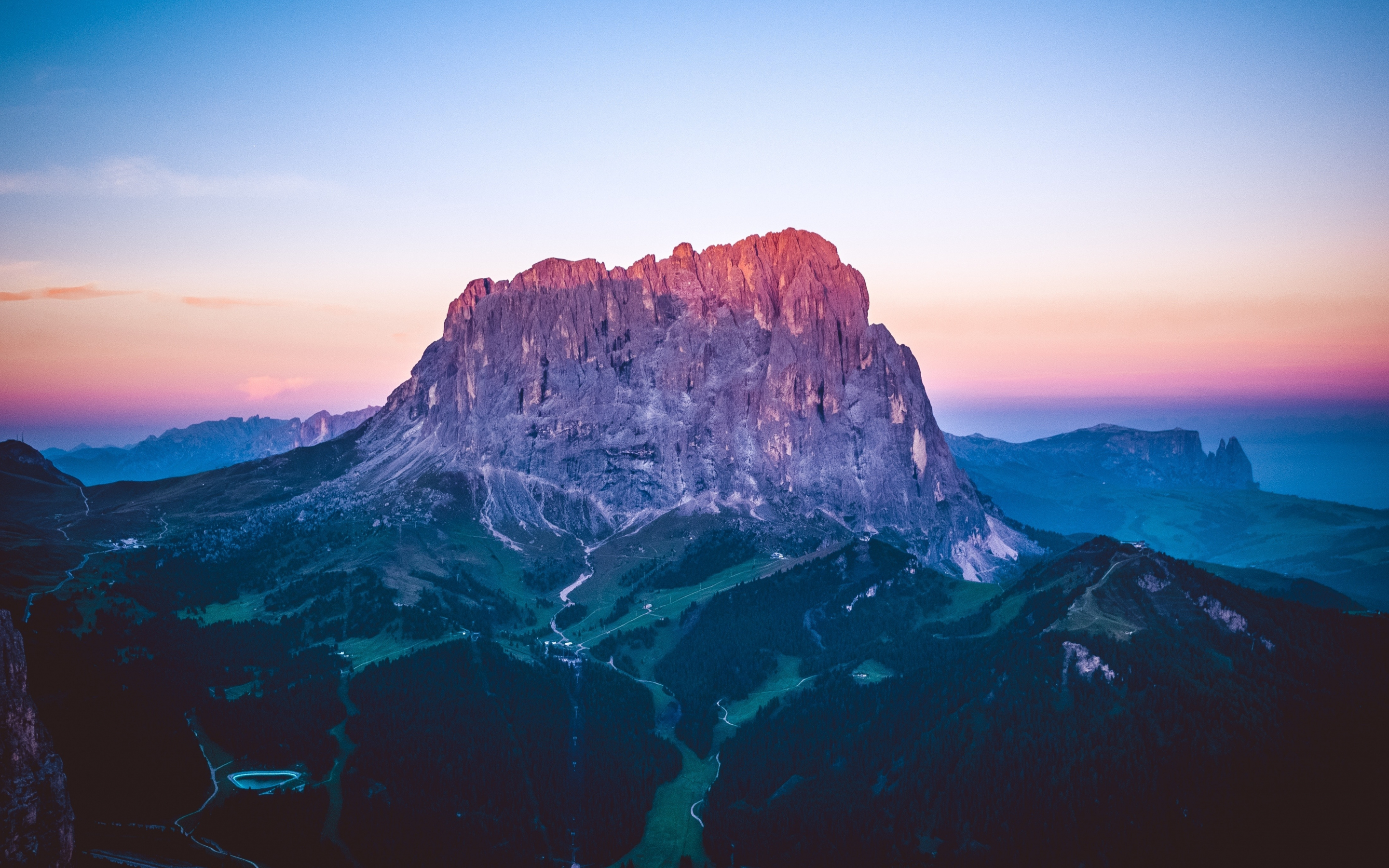 Mountain's peak, rocks, south Tyrol, Italy, nature, 2880x1800 wallpaper